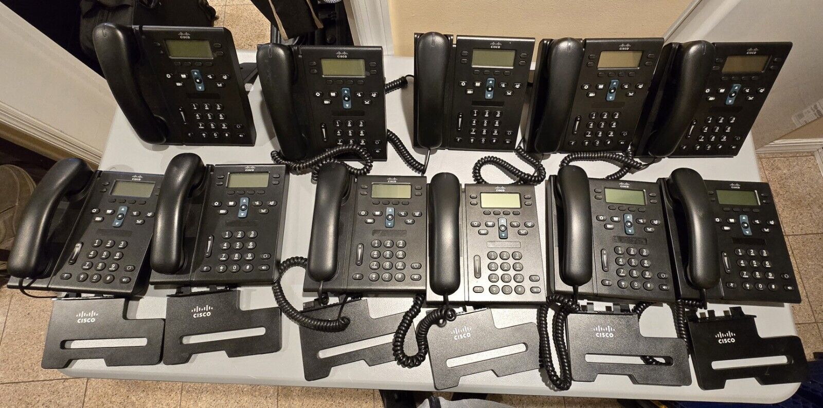 Qty 11 - Cisco CP-6941 Unified IP Phone CP6941 Telephone w/Stand Qty 11