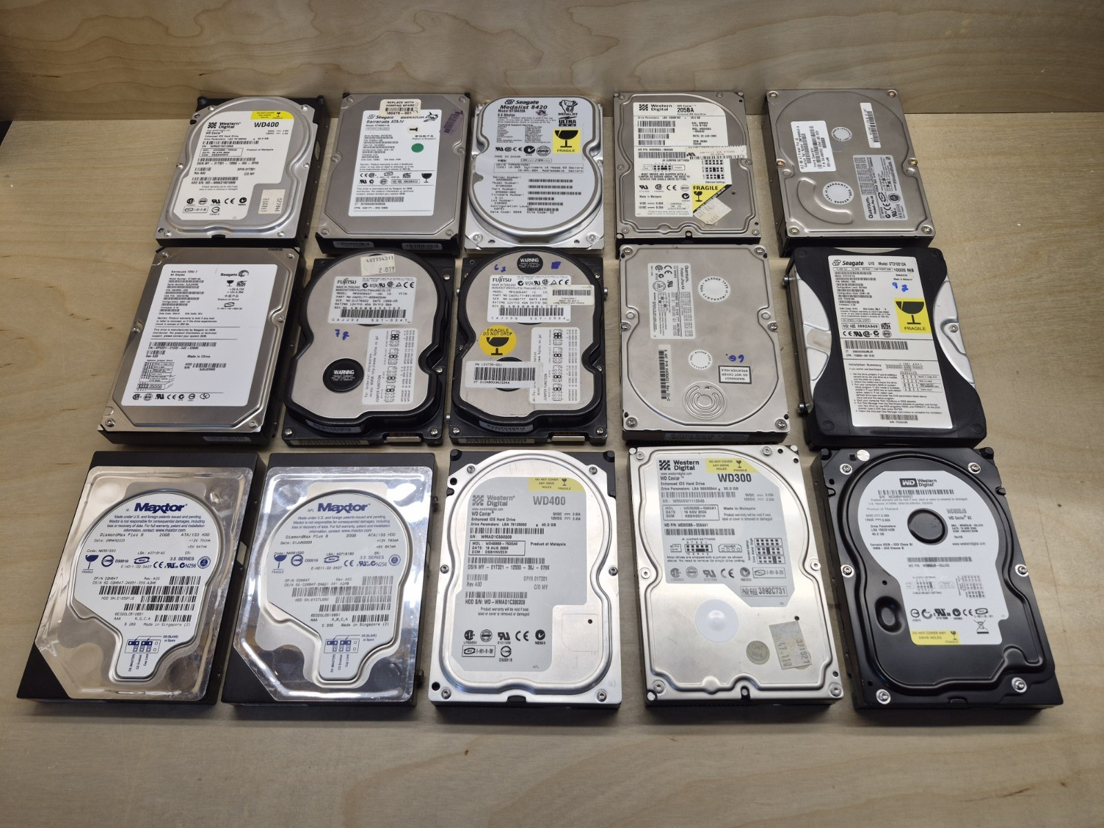 IDE Hard Drive Mixed Seagate - WD - Maxtor - Fujitsu - Lot Of 15