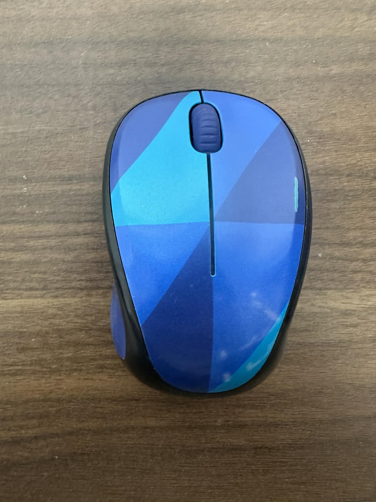 Logitech Model M325 Blue And Green Checkered Wireless Mouse Very Good