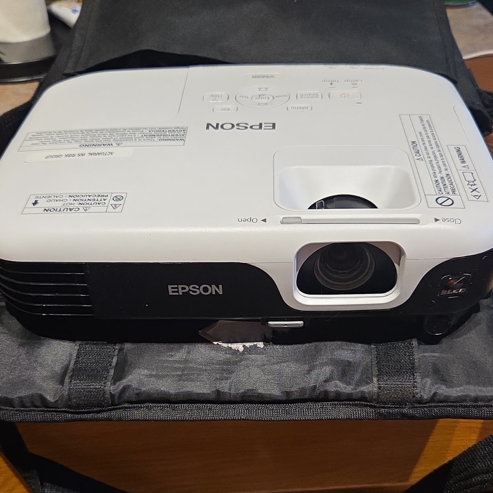 Epson VS220 LCD Projector H592A HDMI VGA USB S-Video White/Black
