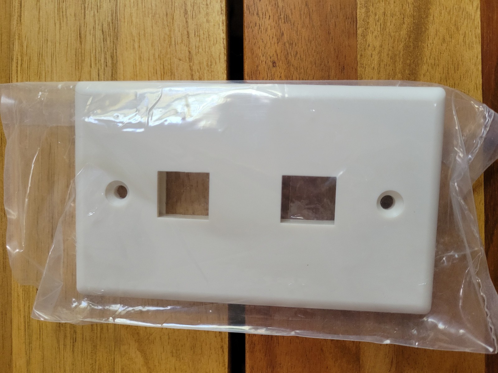 100 Pack - 2 Port Wall Plate Keystone RJ45 Cat6 Cat5e Insert Jack White Plate