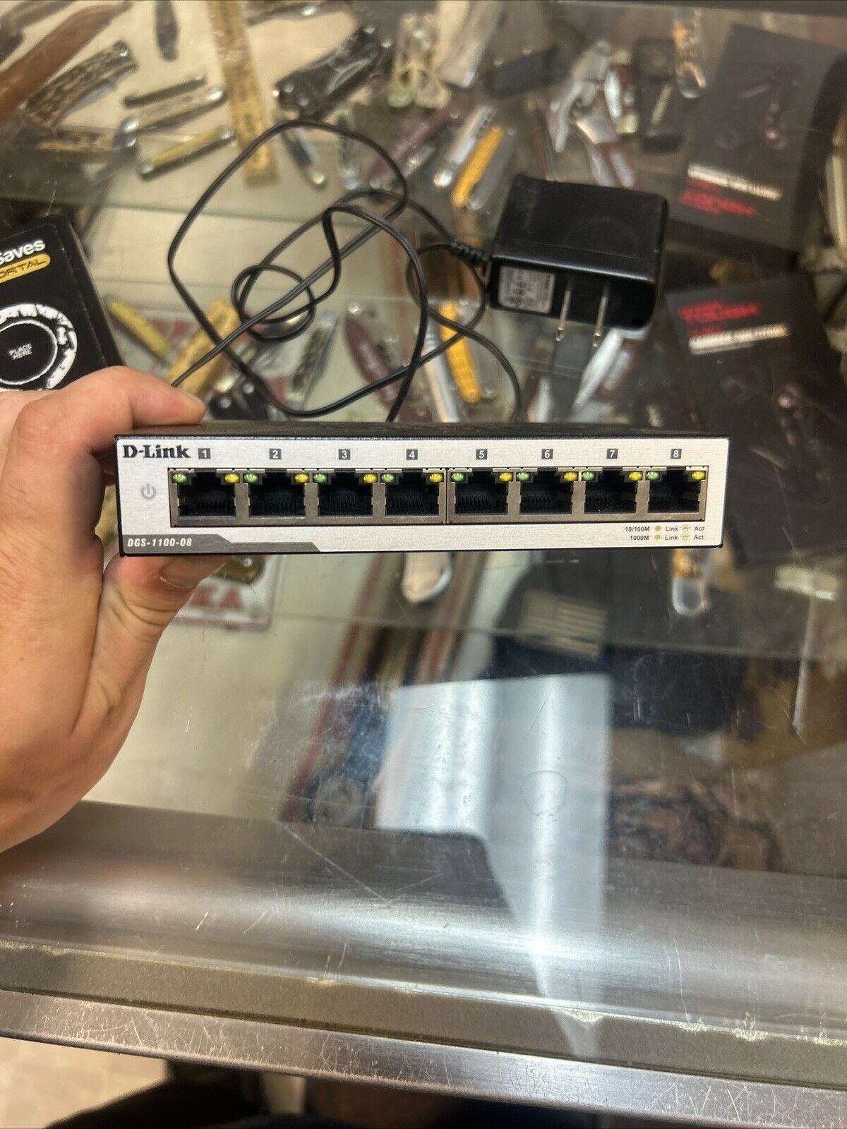 D-Link DGS (DGS-108) 8-Ports External Switch