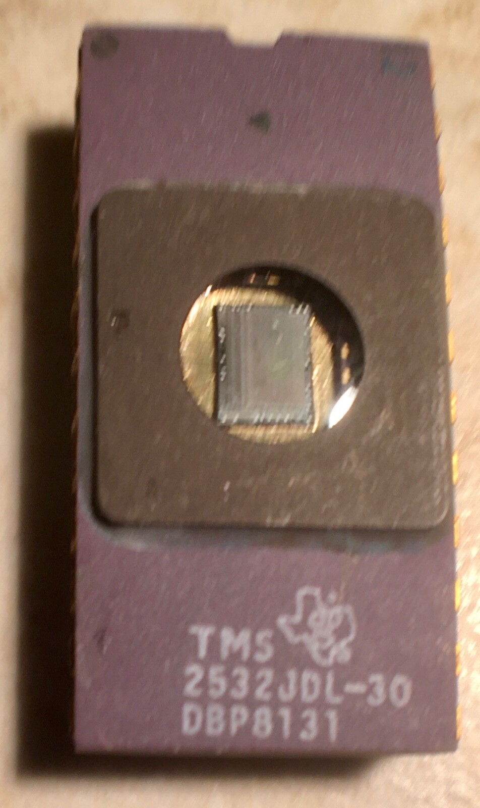 T.I. TMS2532JDL-30 32K Purple Ceramic EPROM