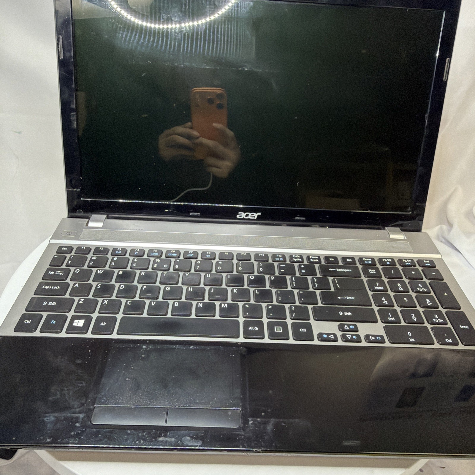 ACER ASPIRE V3 571G-9890 PC Laptop Read