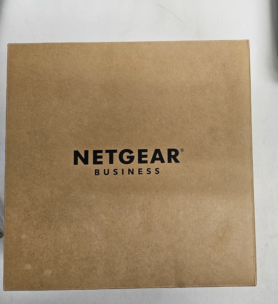 ***GREAT*** NEW NETGEAR BUSINESS AX3600 (WAX620-100EUS) WIRELESS ACCESS POINT