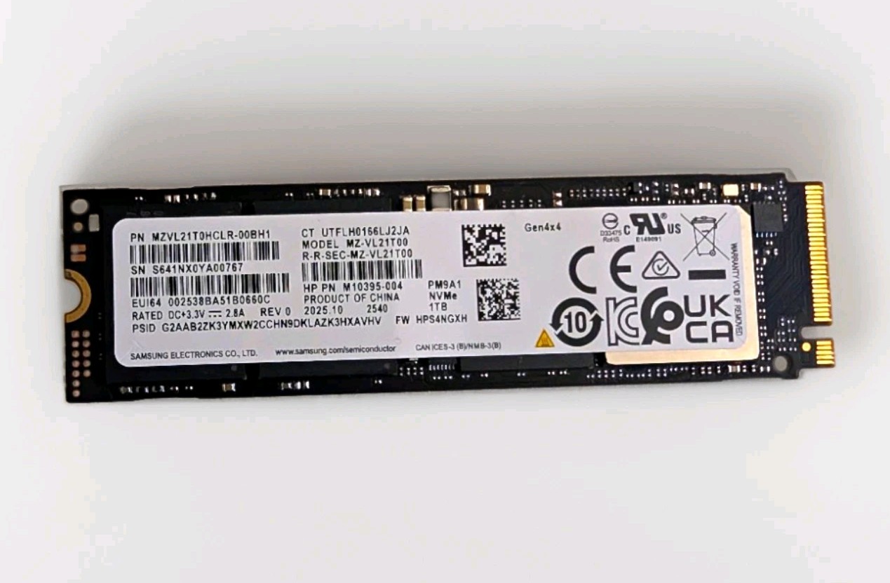 Samsung PM9A1 1TB M.2 2280 PCIe 4.0 x4 NVMe SSD MZVL21T0HCLR HP PN M10395-004