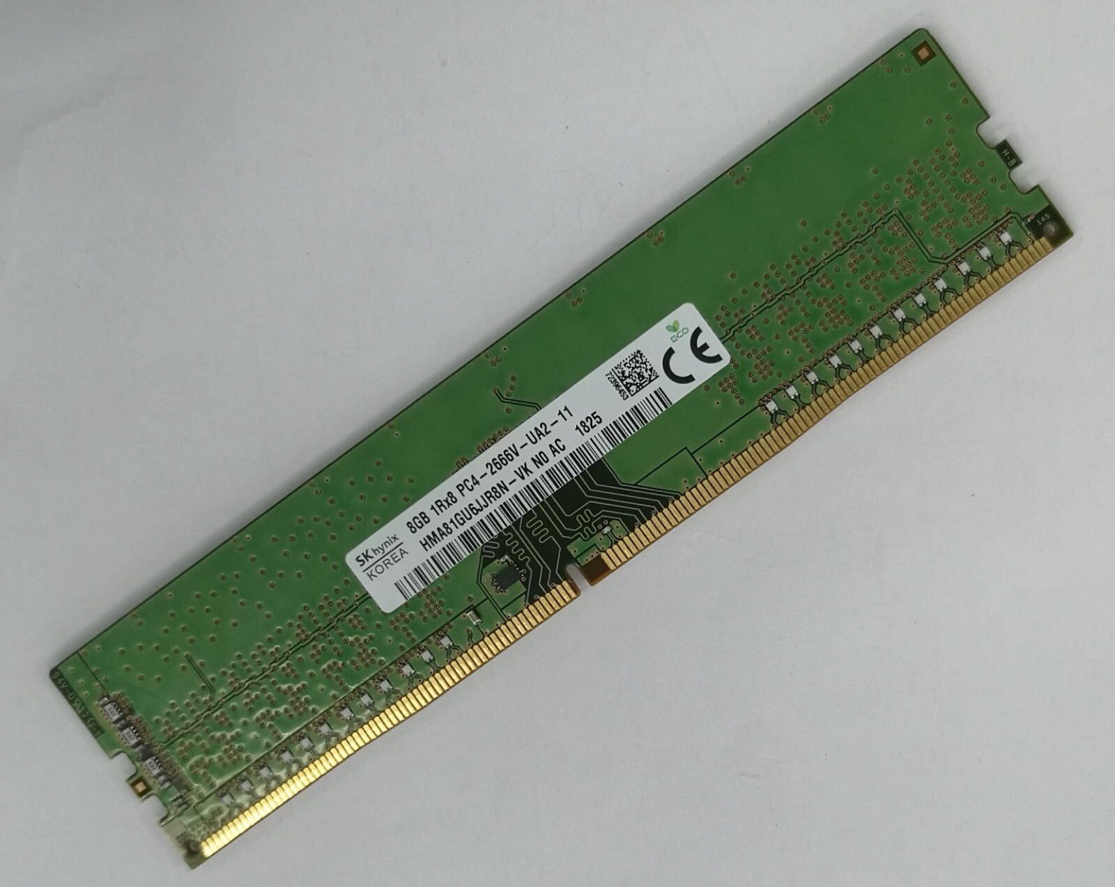 SK Hynix 8GB DDR4 2666MHz Desktop DIMM RAM 1Rx8 PC4-21300 HMA81GU6JJR8N-VK 288p