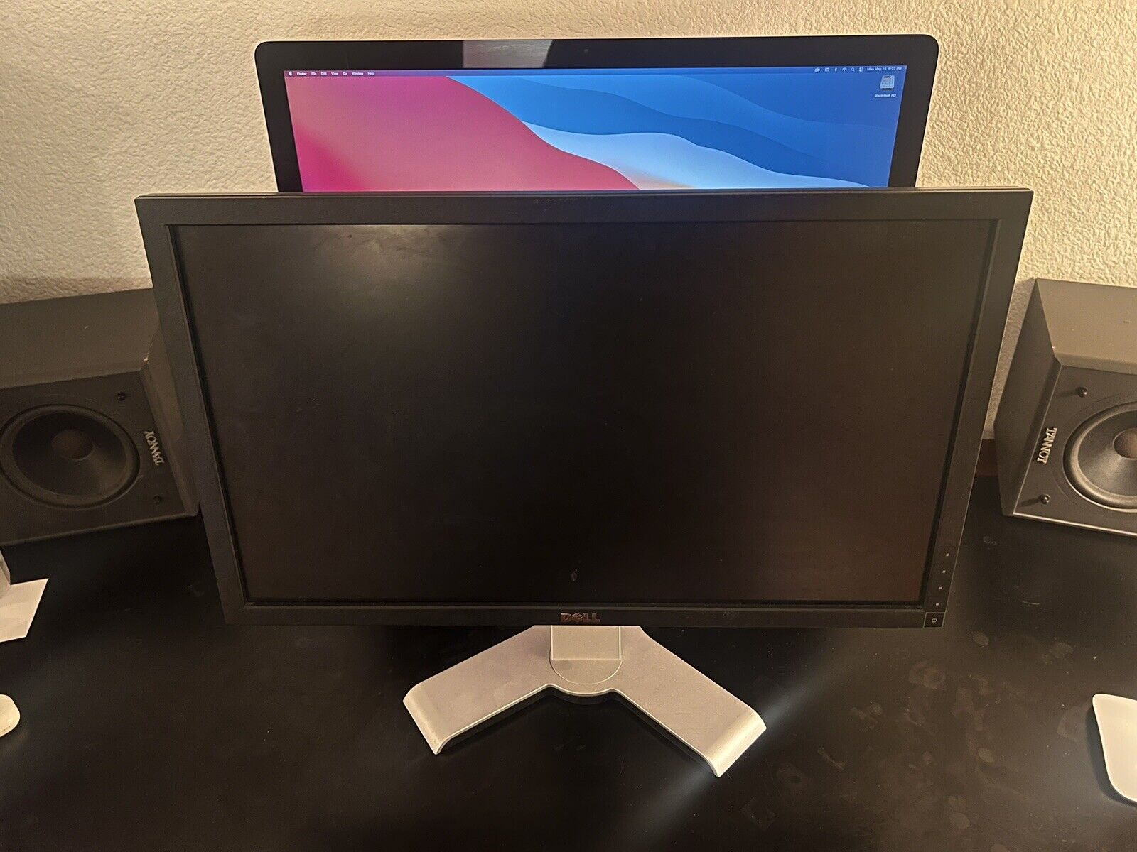Dell G2410t Monitor With Stand, Slightly and Gently Used. No Power/input cables