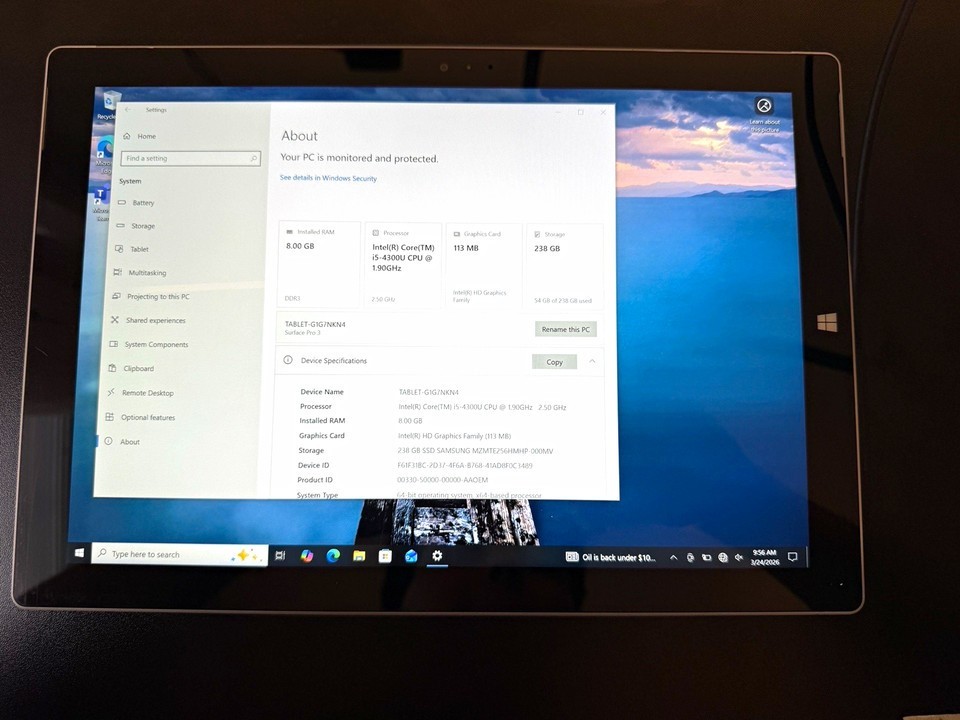 Microsoft Surface Pro 3 12" Intel Core i5-4300U 1.90GHz 8GB 256GB Silver