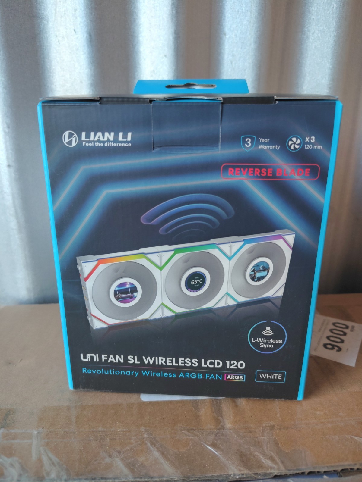 Lian Li UNI FAN SL Wireless LCD 120 Triple Pack White 12RSLLCD1W3W Reverse Blade