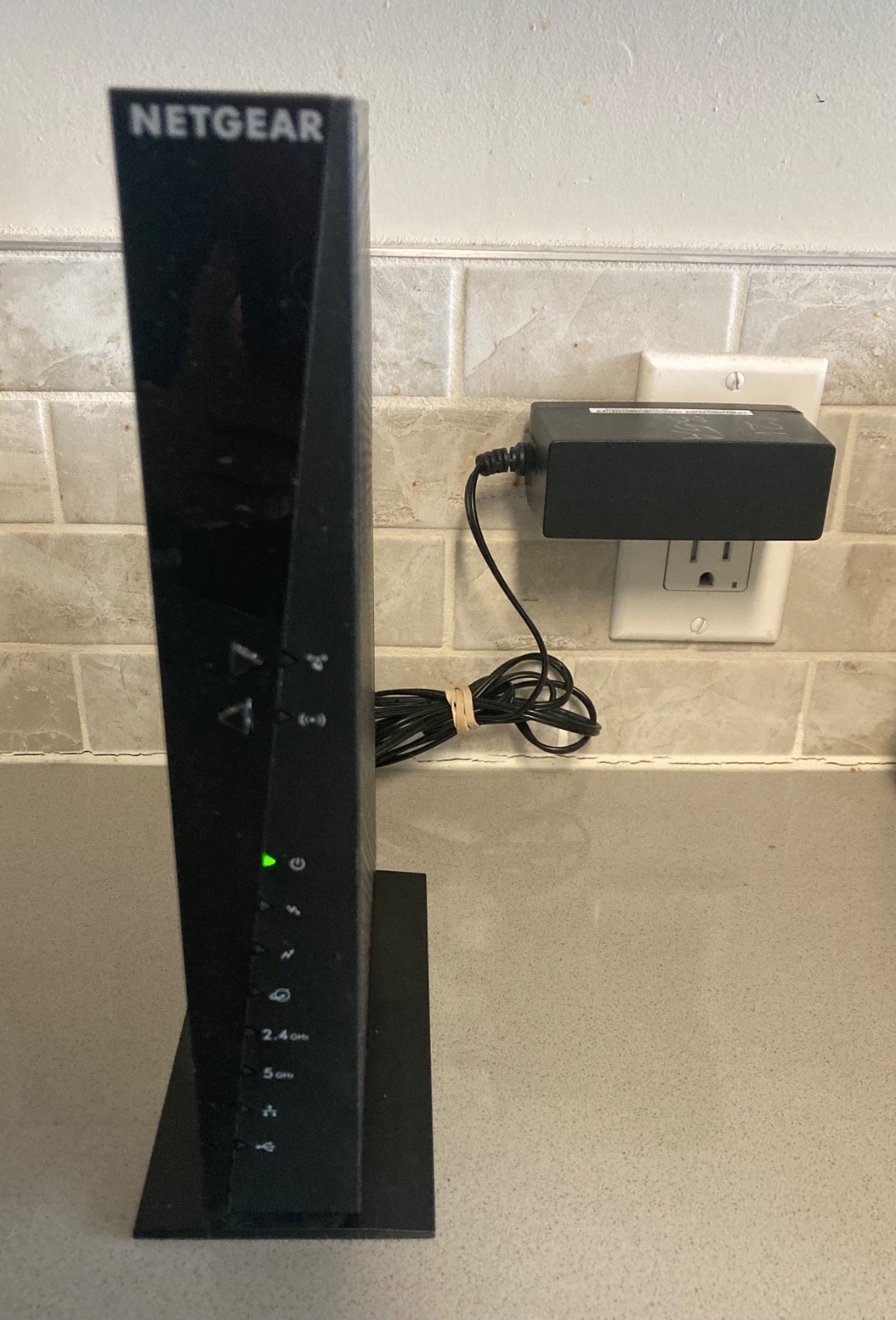 Netgear C6300V2 - pre owned - AC1750 Wi-Fi Cable Modem Router with power cable