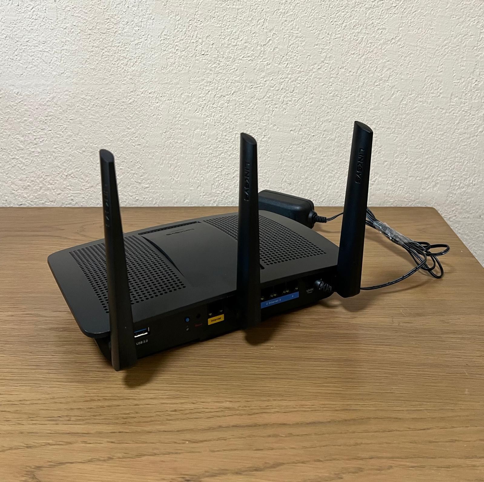 **SHIP FAST** Linksys EA7200 Max-Stream Dual-Band AC1750 Wi-Fi 5 Router