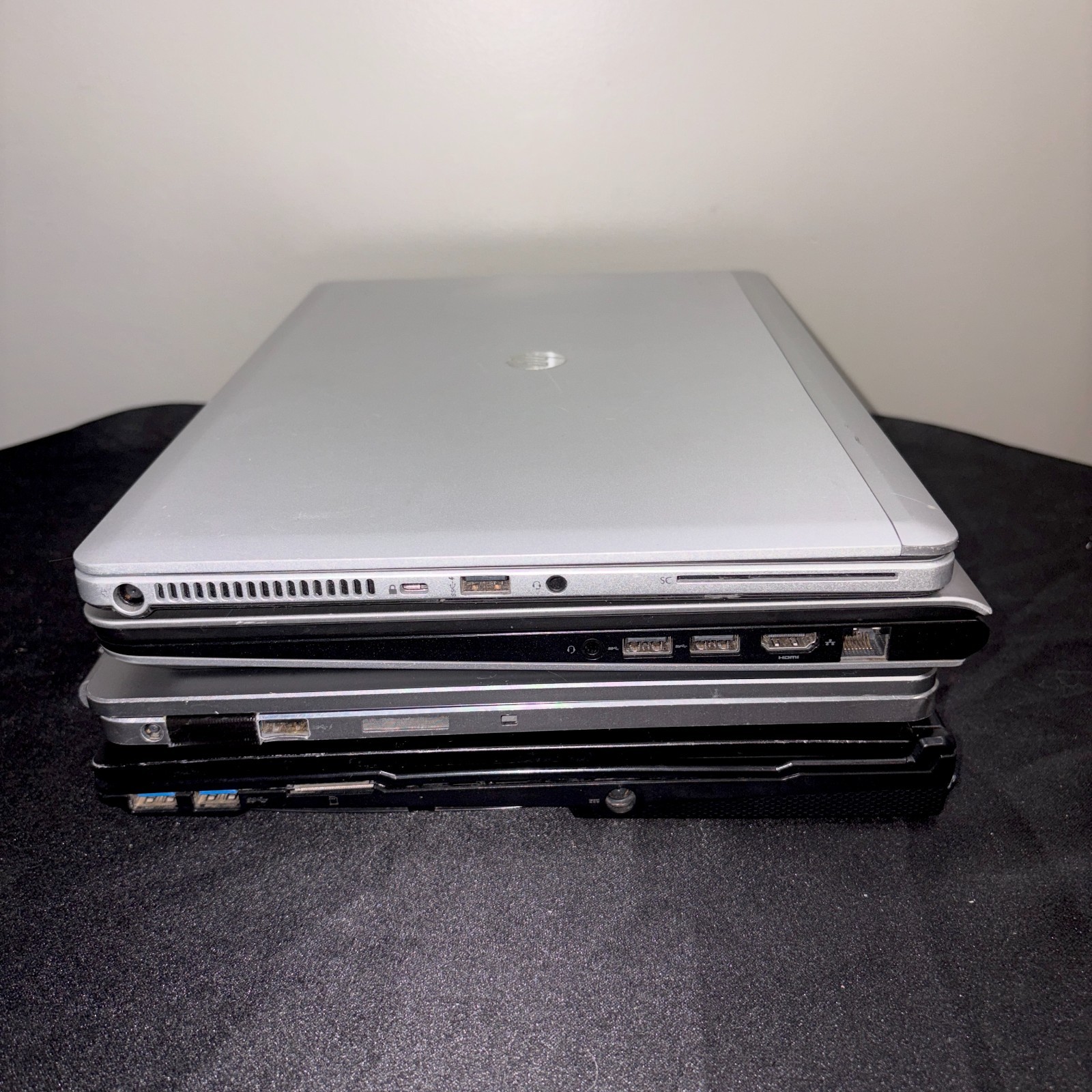 Lot of 4 Laptops Core i5 For Parts / Repair
