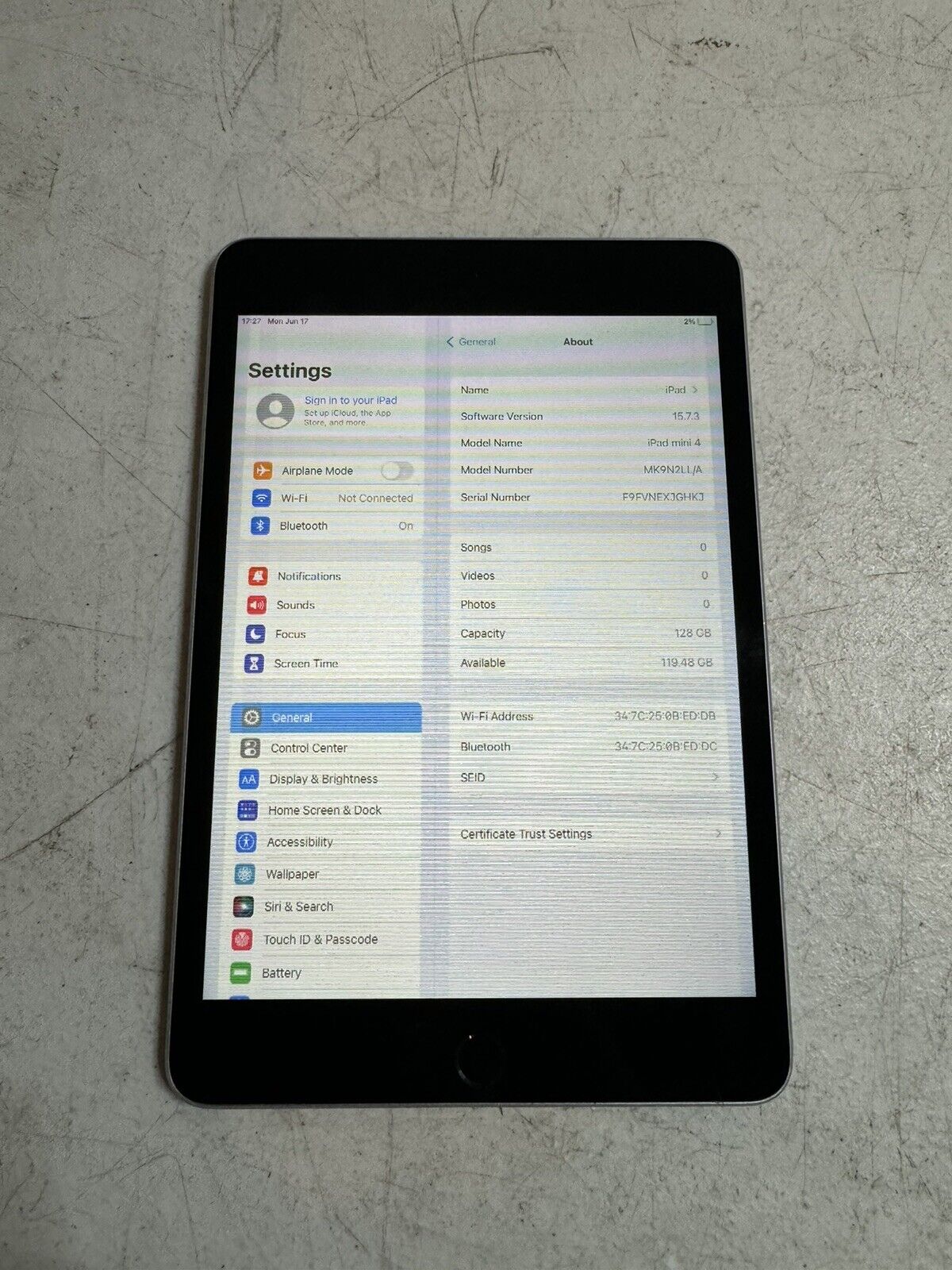 Apple iPad Mini 4th Gen A1538 128GB WIFI Only Gray READ