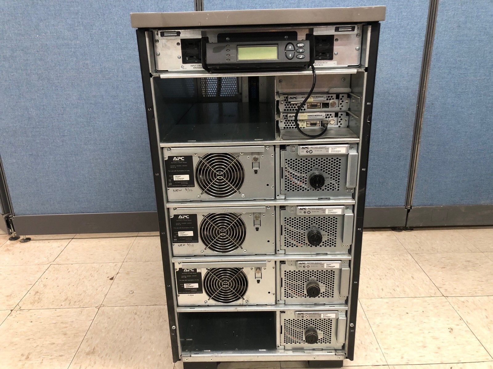 APC Symmetra LX 16 KVA (SYAF16KT) TOWER UPS SYSTEM Battery Backup Power Cabinet