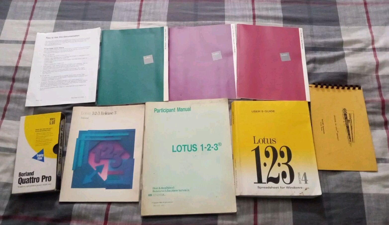 LOTUS 123 Manual and VHS. Collectible 
