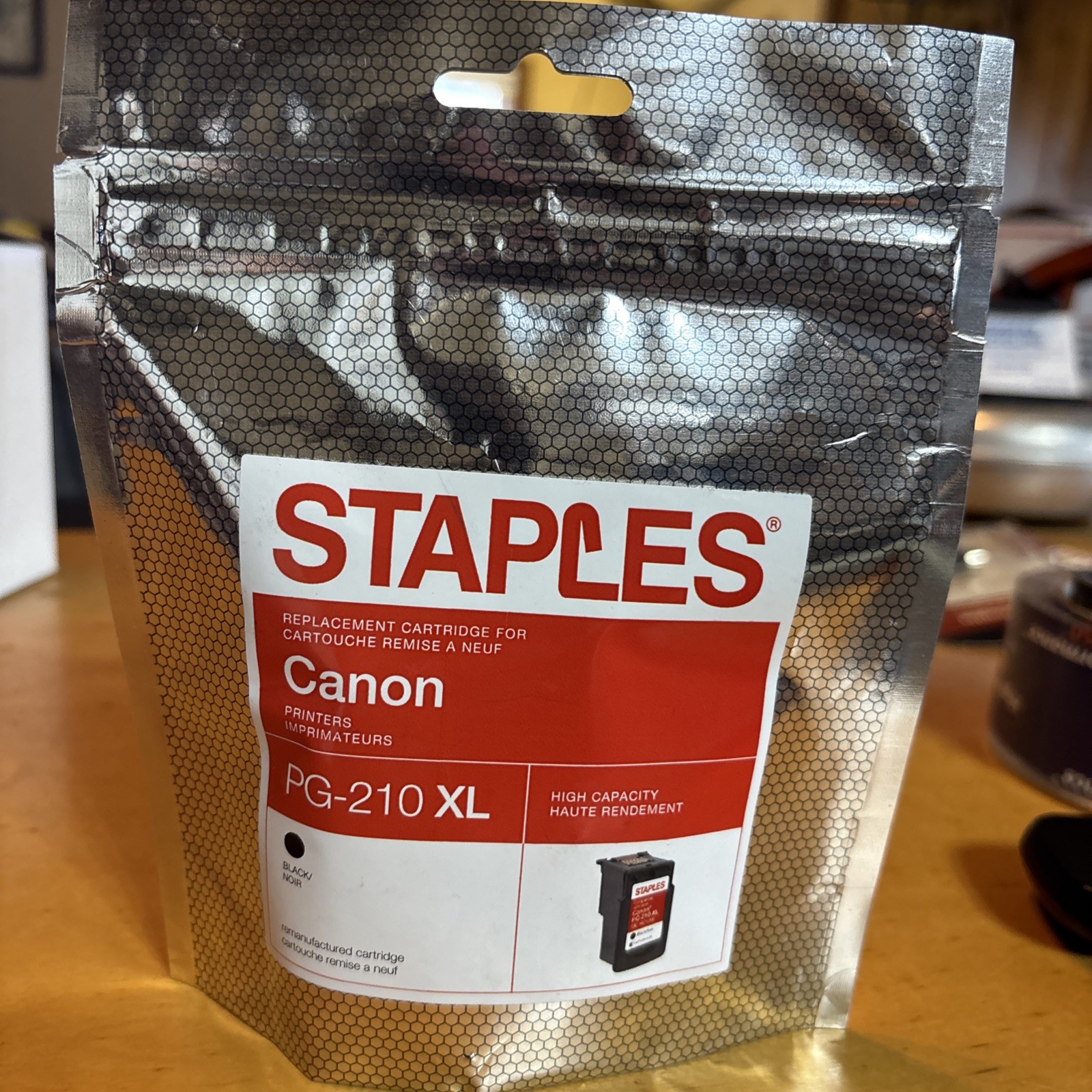 Unopened Staples Reman. Black Ink Cartridge ~~ PG-210 XL