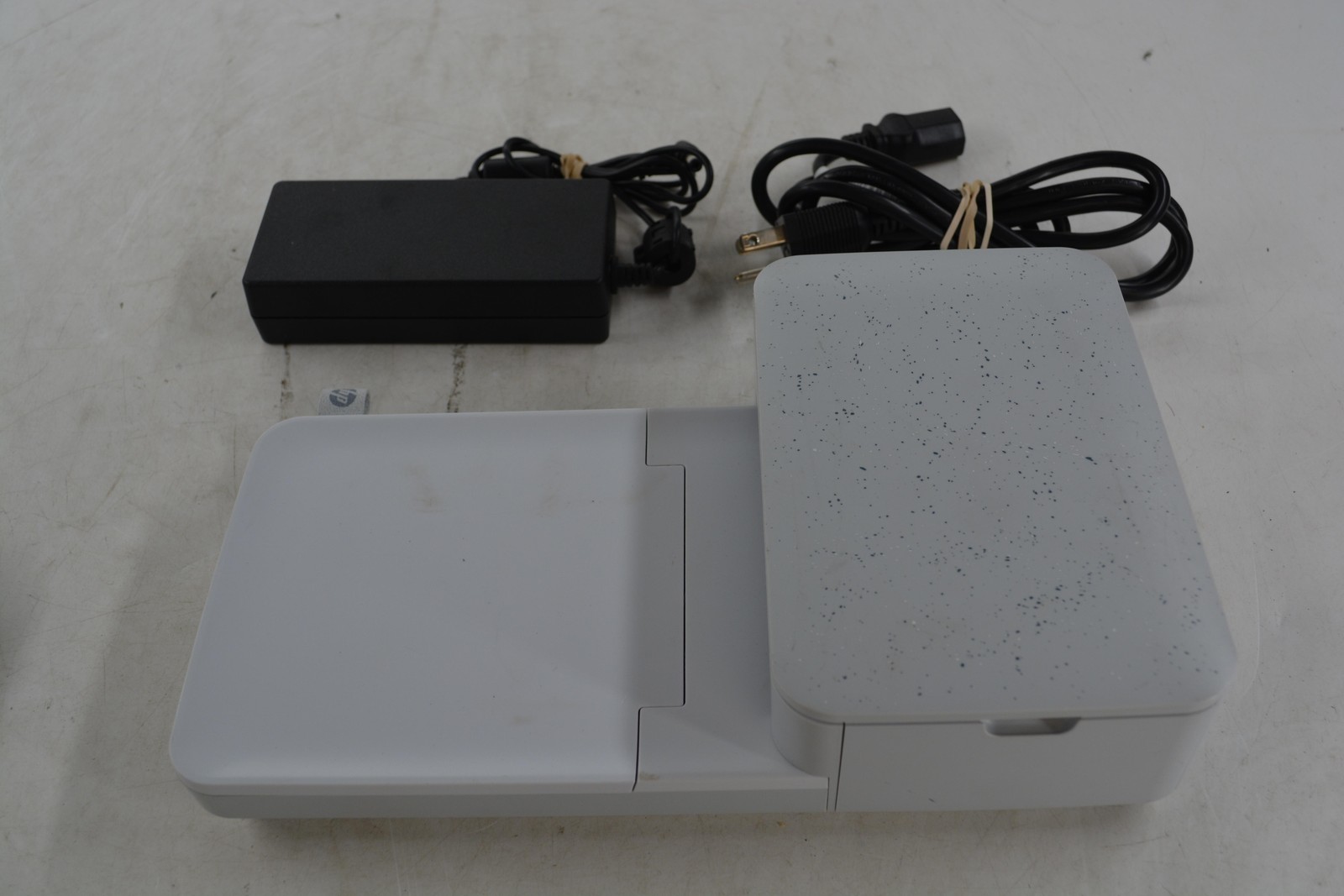 HP Sprocket Studio Digital Photo Printer Bluetooth Portable White NO INK