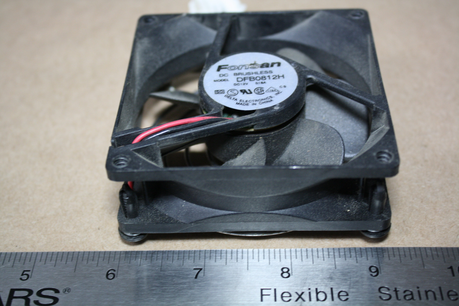 FONSAN MODEL DFB0812H DC BRUSHLESS FAN 12 V 0.18A