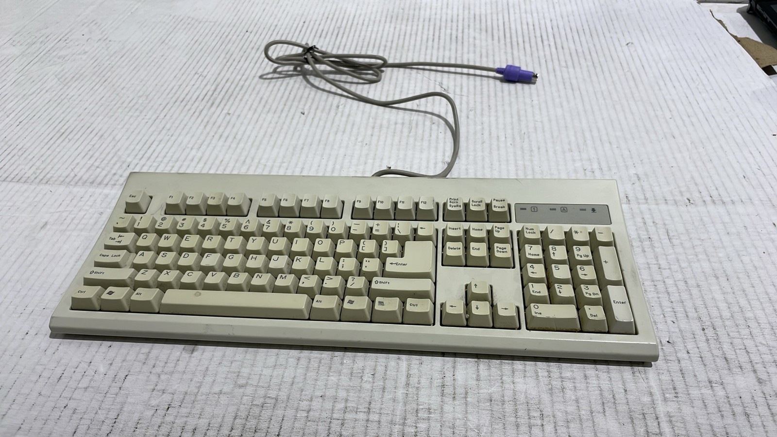 KeyTronic KT800P1A1S KT800P1 Beige PS/2 104-Key Wired Keyboard