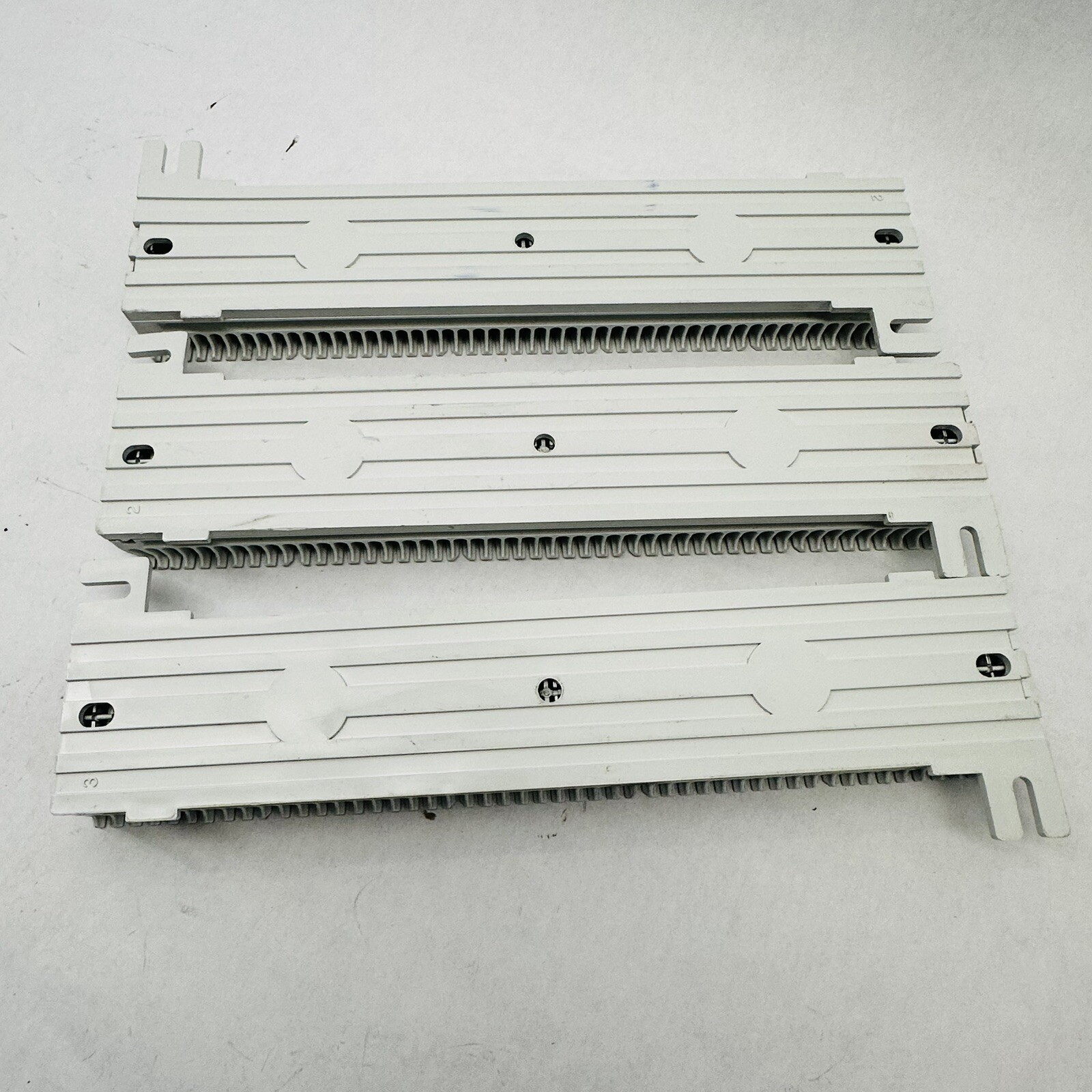 (LOT OF 3) SIEMON PUNCH DOWN BLOCK SPLICE PATCH PANEL S66M1-50