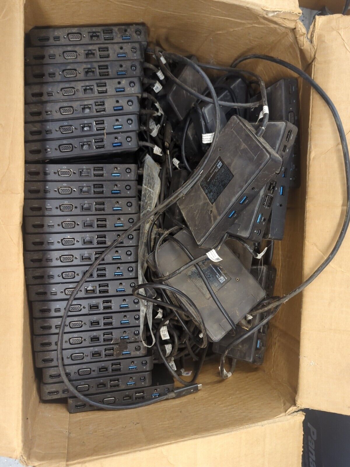 Lot of 61 - Dell WD15 K17A Laptop Docking Station, Dirty And Need Cleaning 