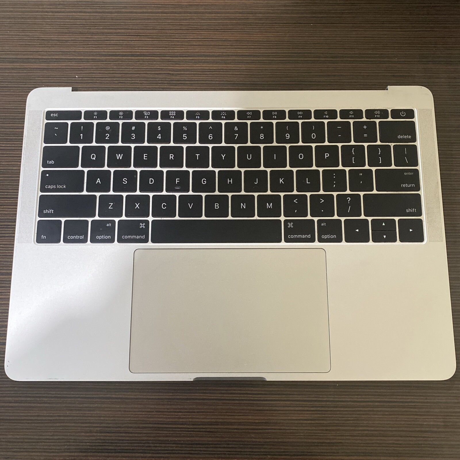 Apple MacBook Pro 13" A1708 2016 Palmrest Trackpad Keyboard Battery Cover