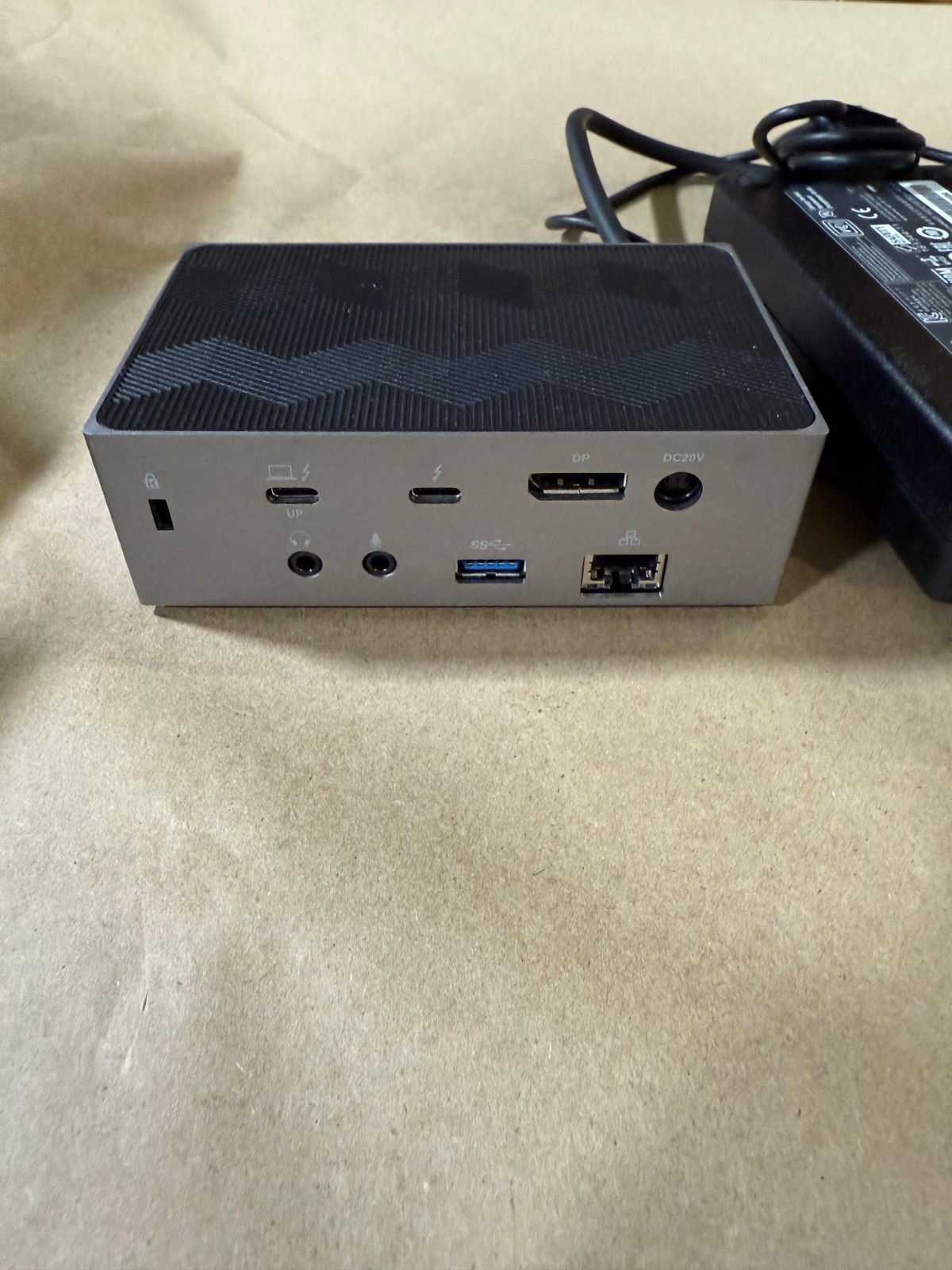 Targus Thunderbolt 3 Dock - Docking Station with Power Supply DOCK220USZ-50