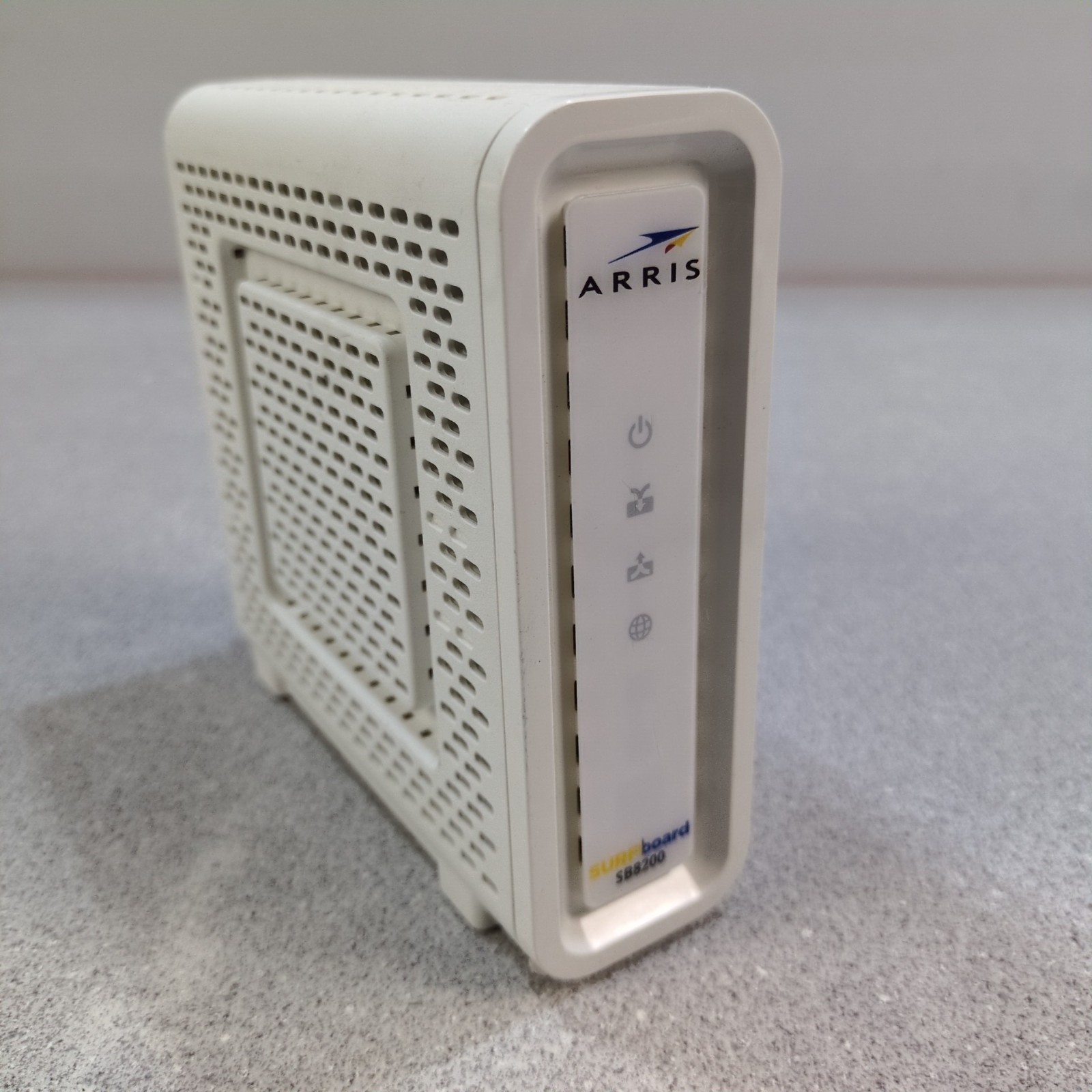 ARRIS Surfboard SB8200 DOCSIS 3.1 Cable Modem - NO POWER CORD 
