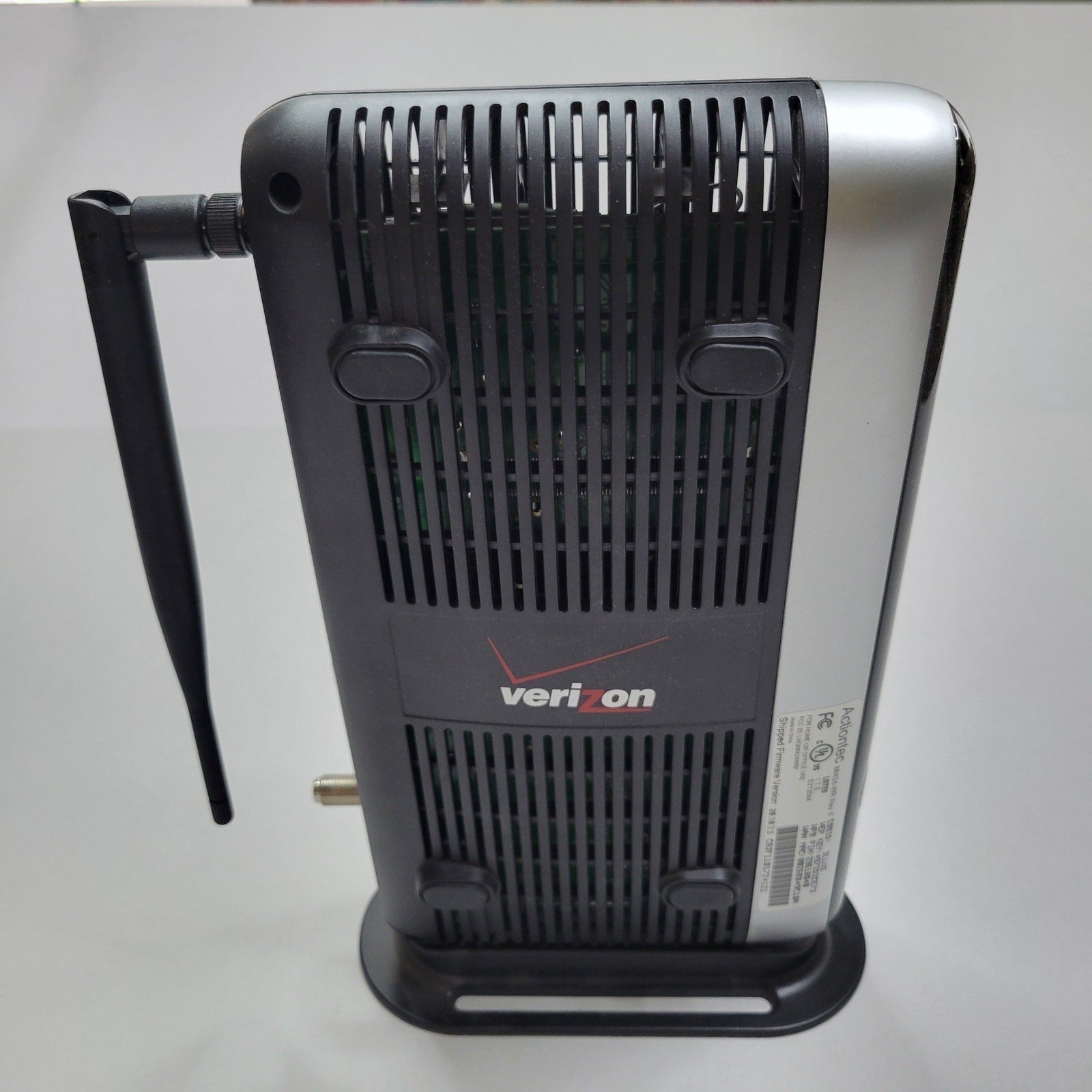 Verizon FIOS Actiontec MI424-WR REV. F Wireless Modem Router
