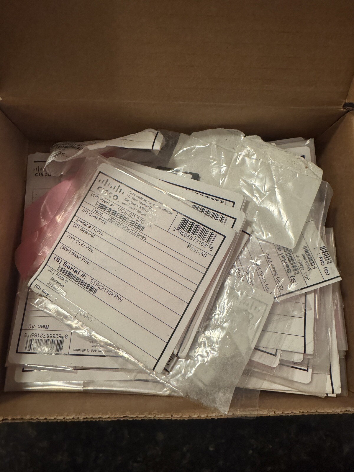 **BRAND NEW** LOT OF 47x CISCO UCS-SD-32G-S, SD CARDS FOR UCS SERVERS