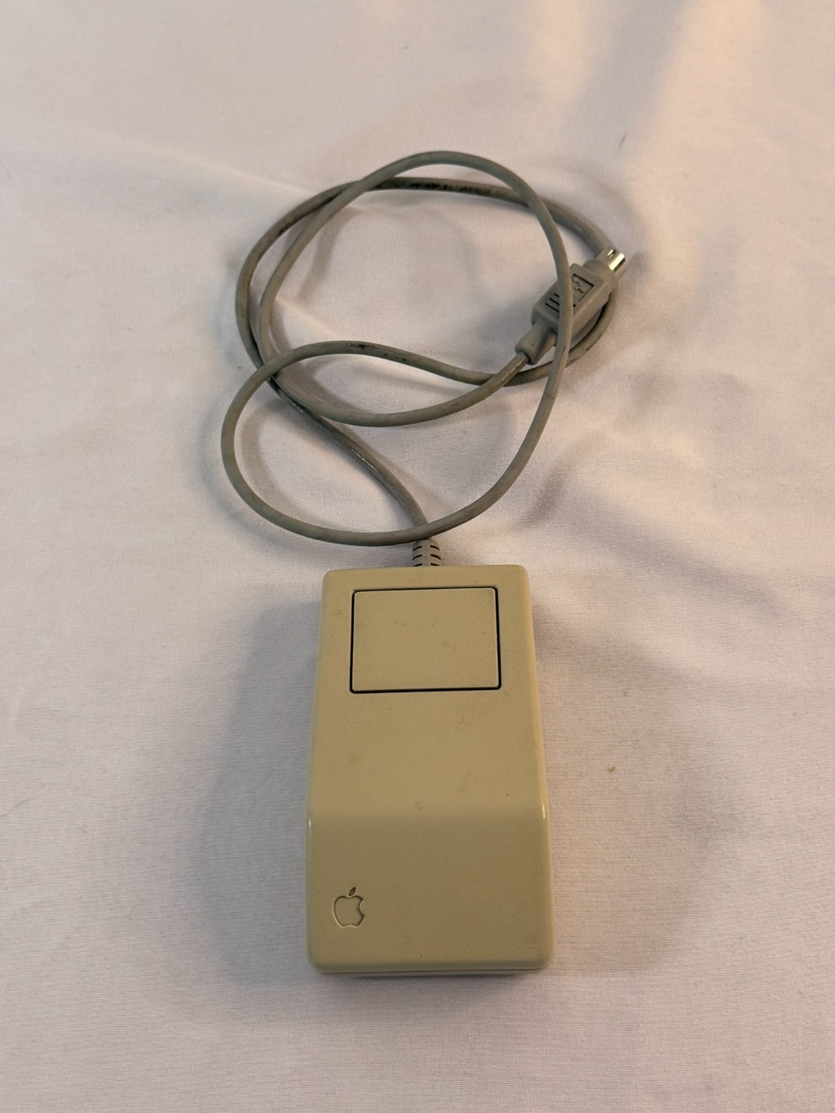 Vintage Apple Desktop Bus Mouse G5431 ADB Macintosh IIgs Tested Working