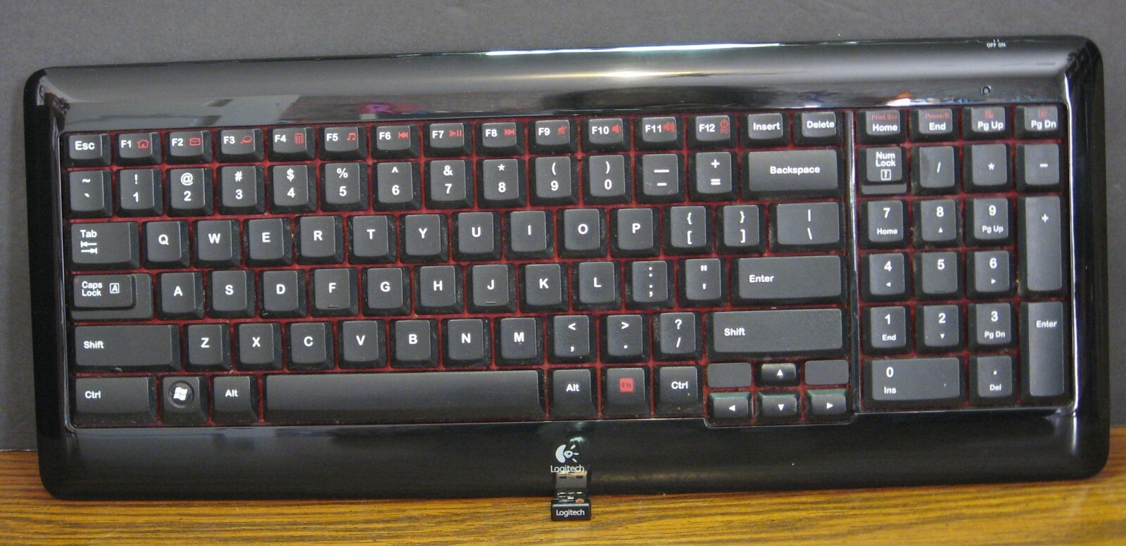 Logitech K340 Wireless PC Computer Keyboard / Unified Receiver Bundle