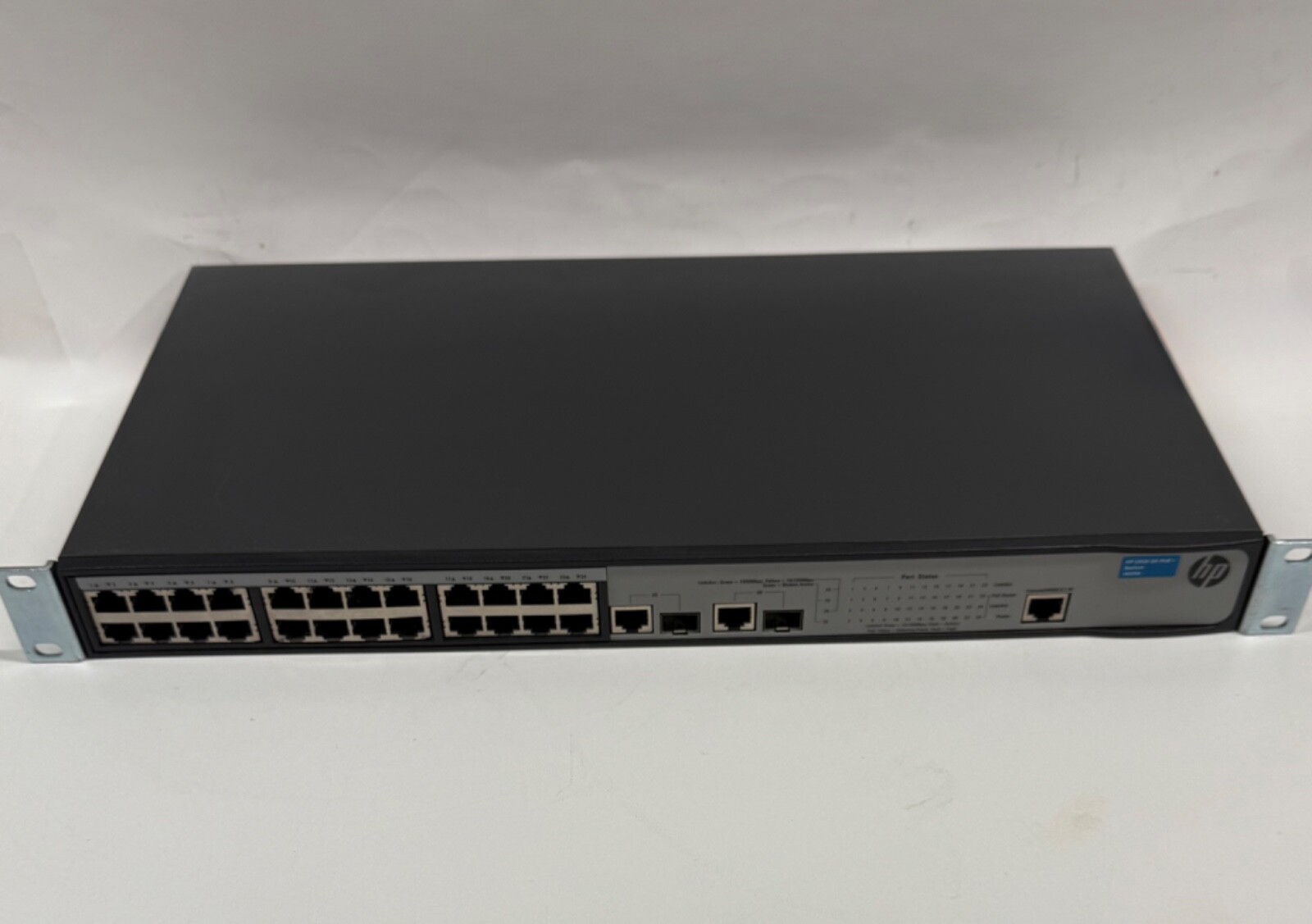 HP 1910-24-PoE+ Switch JG539A