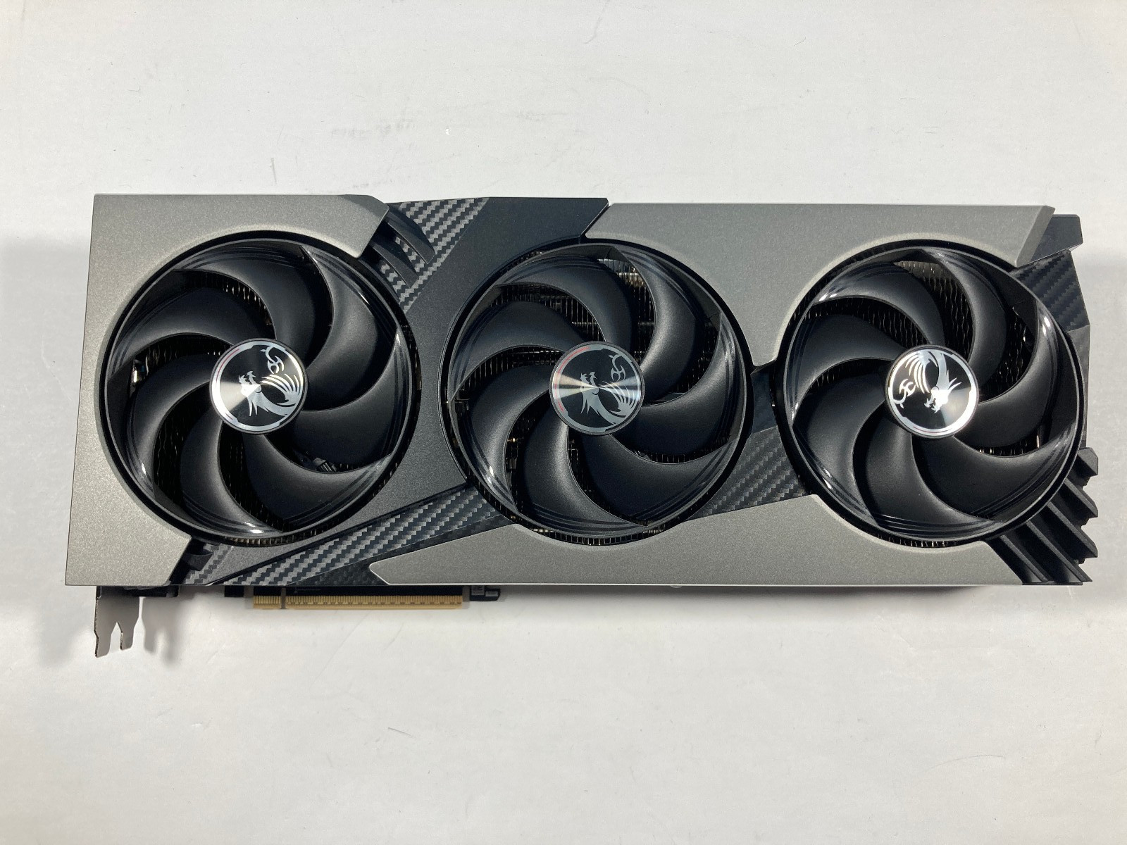 MSI GeForce RTX 5090 32GB Vanguard SOC Edition Graphics Card GDDR7 - Excellent
