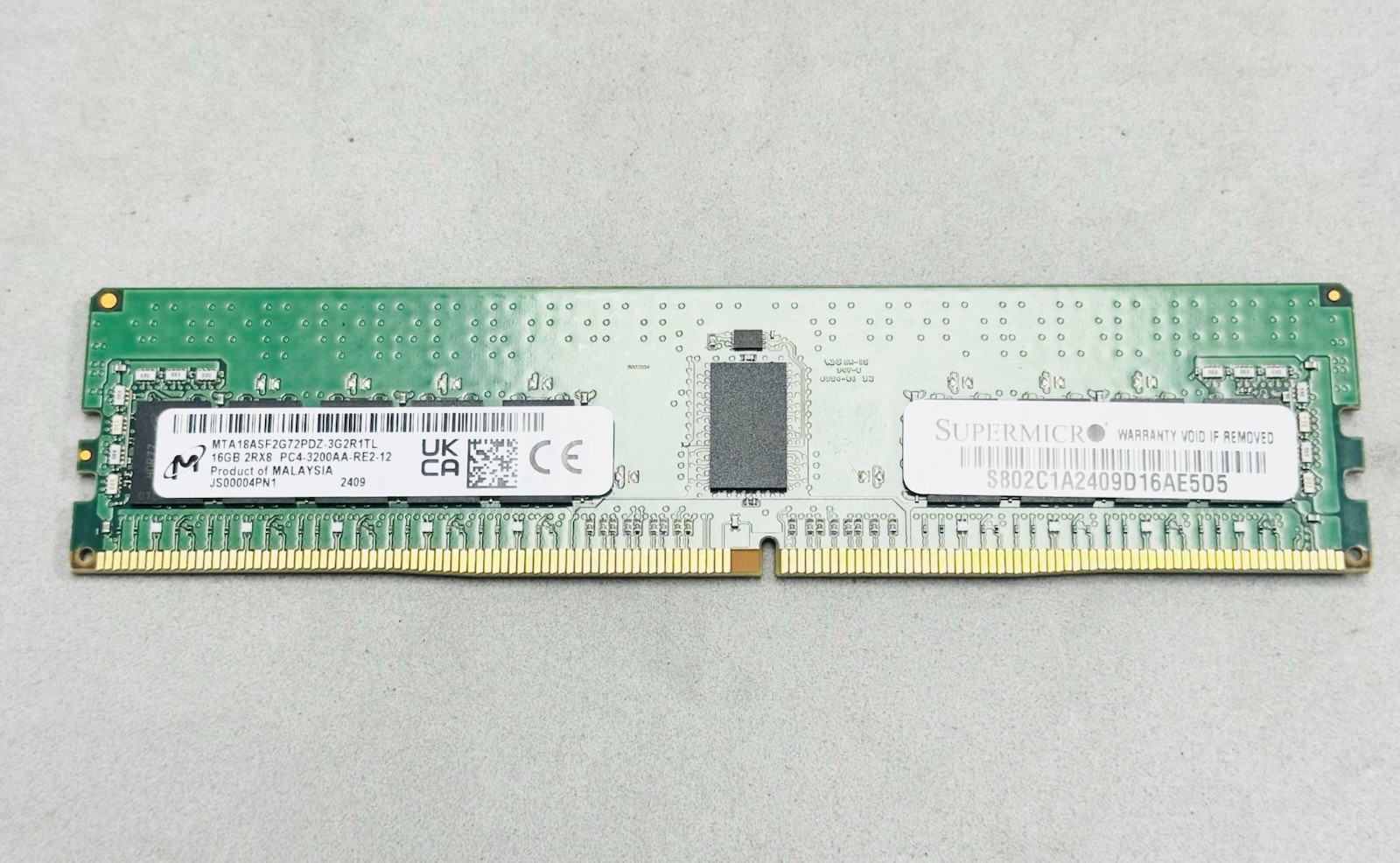Micron 16GB MTA18ASF2G72PDZ-3G2R1TL DDR4 PC4-3200AA ECC Server Memory