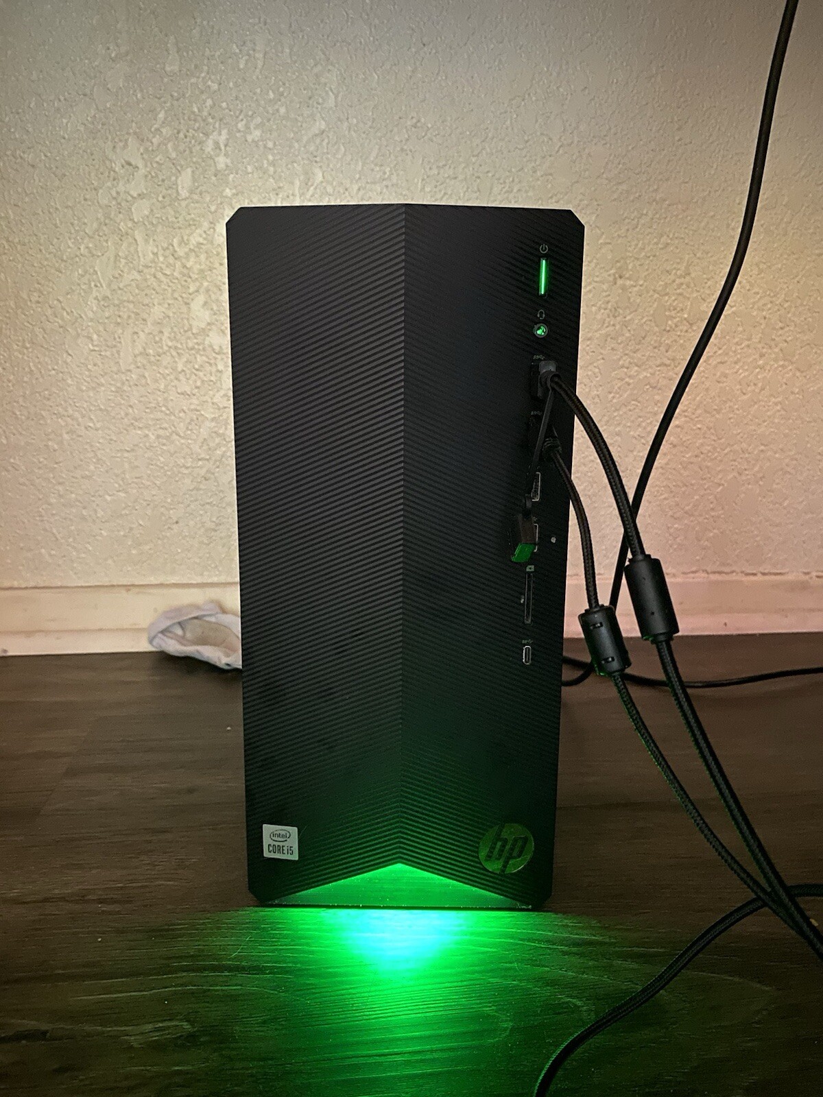 HP Pavillion Gaming Desktop PC READ DESC