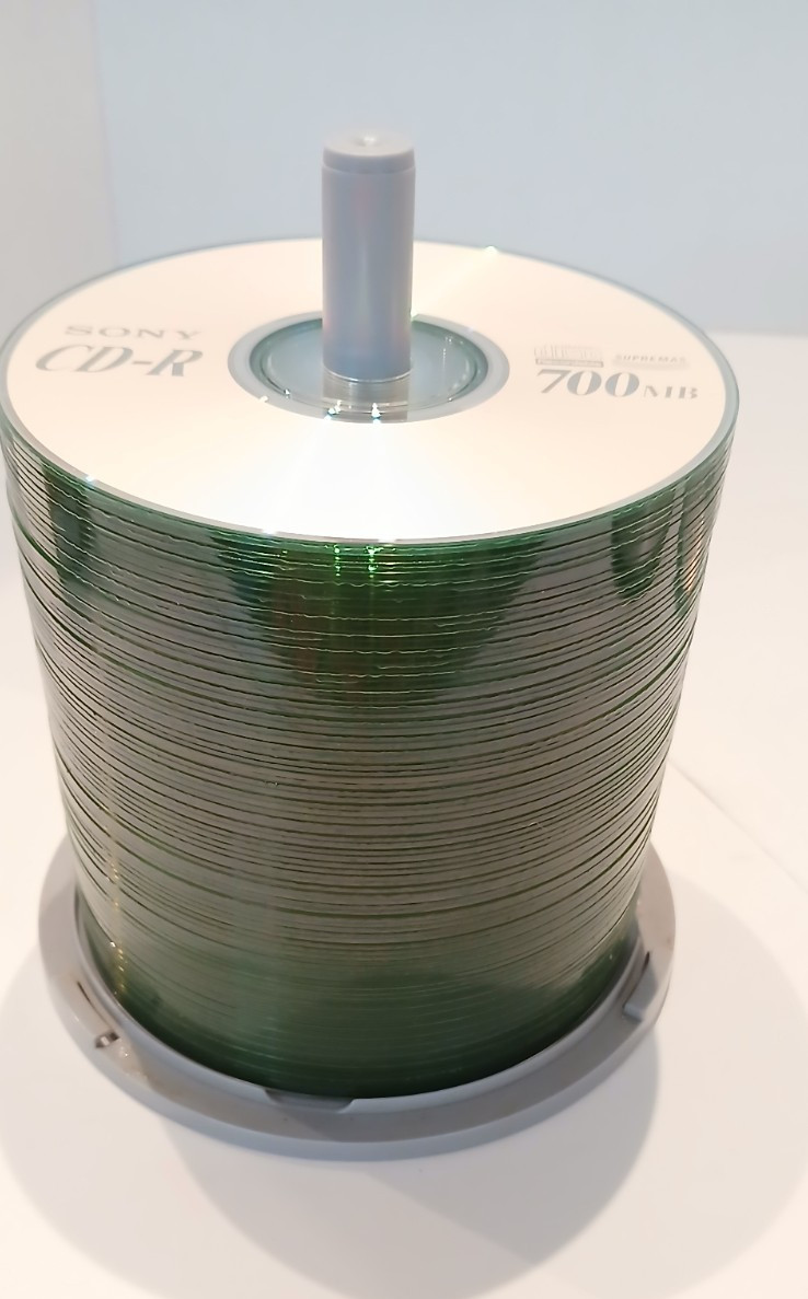 100 CD-R 700mb 80min blank disks Sony/iMation/ Memorex