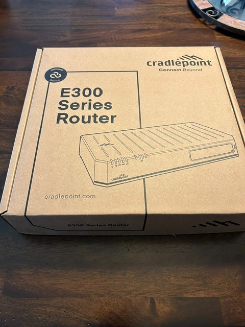 Cradlepoint E300 Wireless Router - NEW (MODEL S5A118A)