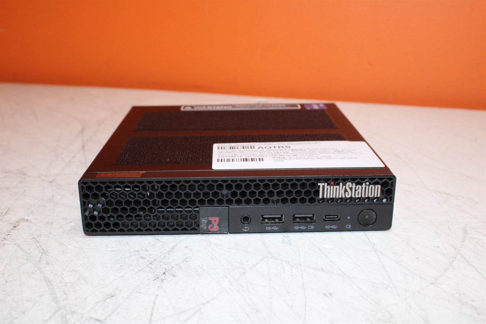 Lenovo ThinkStation P3 Tiny Desktop Intel i5-14500 5GHz 16GB 512GB SSD w/ OS