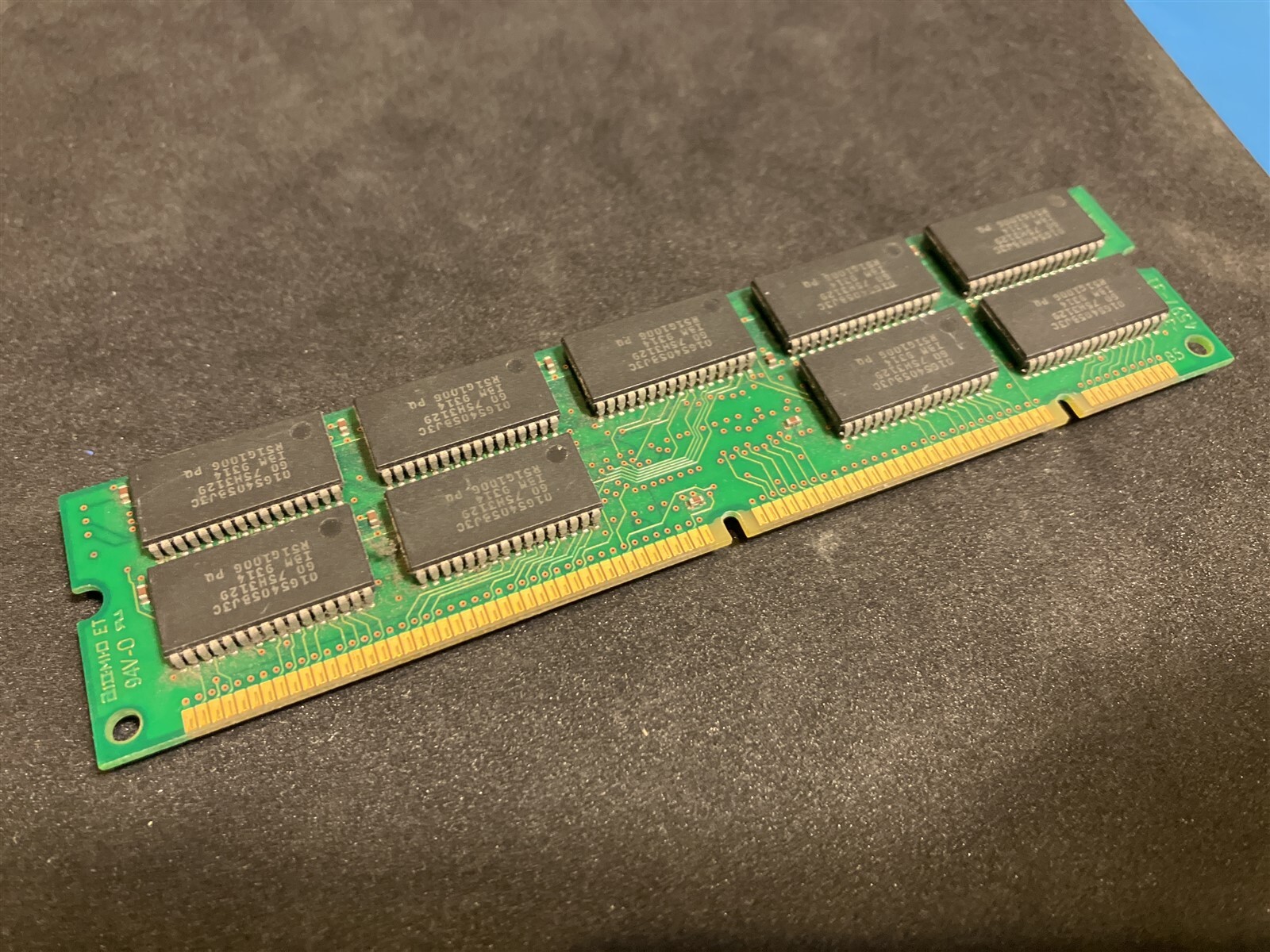 Genuine IBM FRU 93H6823 128MB Server RAM 168-PIN DIMM 16Mx72 60ns Parity EDO