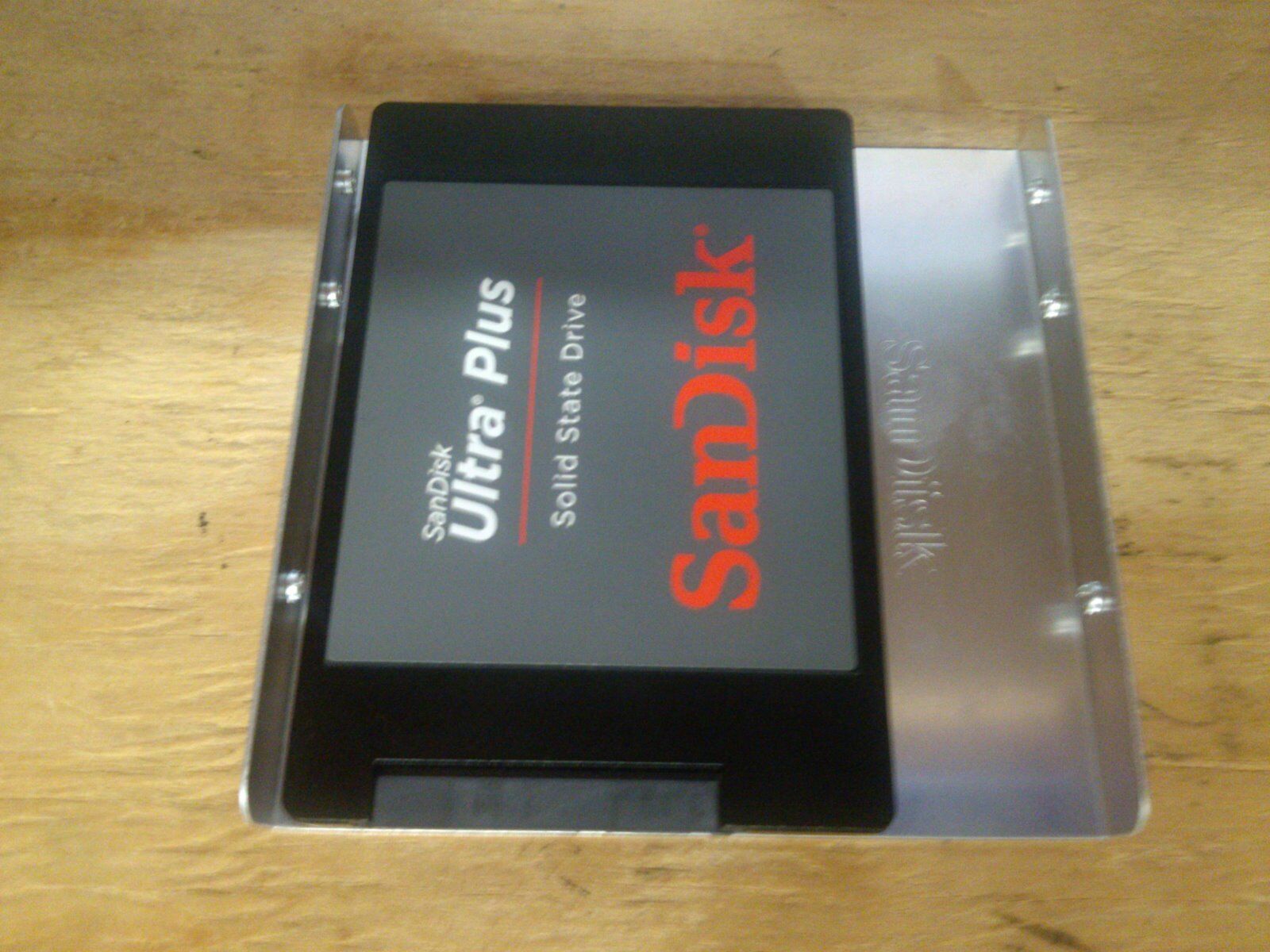 SANDISK Internal SSD Solid State Drive 64GB SDSSDP-064G 2.5