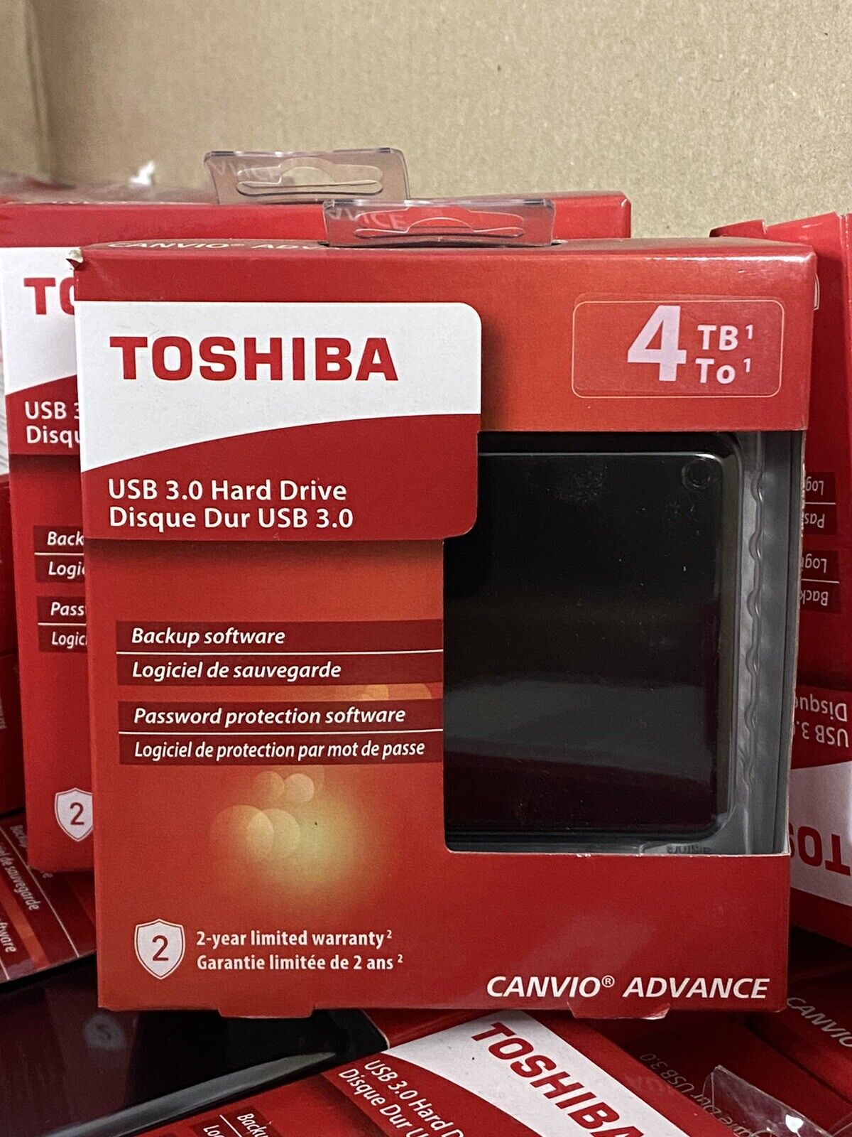 TOSHIBA USB 3.0 Hard Drive Canvio Advance 4TB New