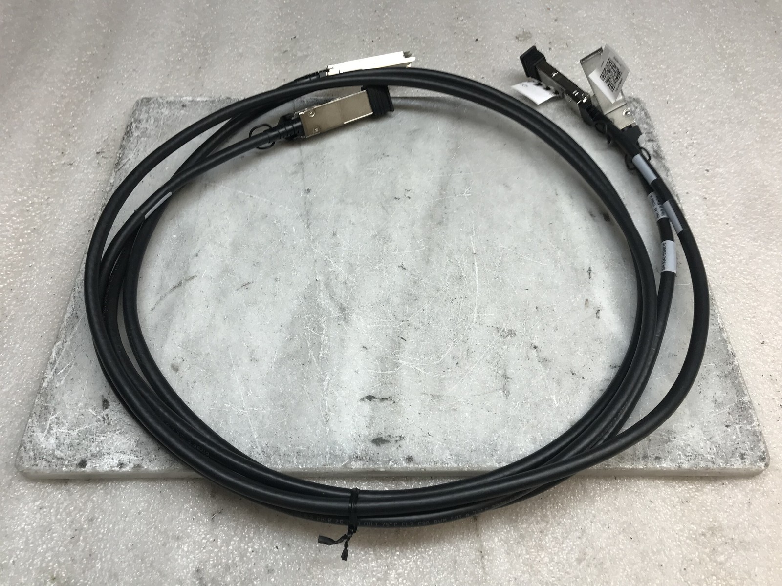 Lot of 2 NETAPP QSFP-QSFP 2M EXTERNAL SAS CABLE 112-00177 cables only