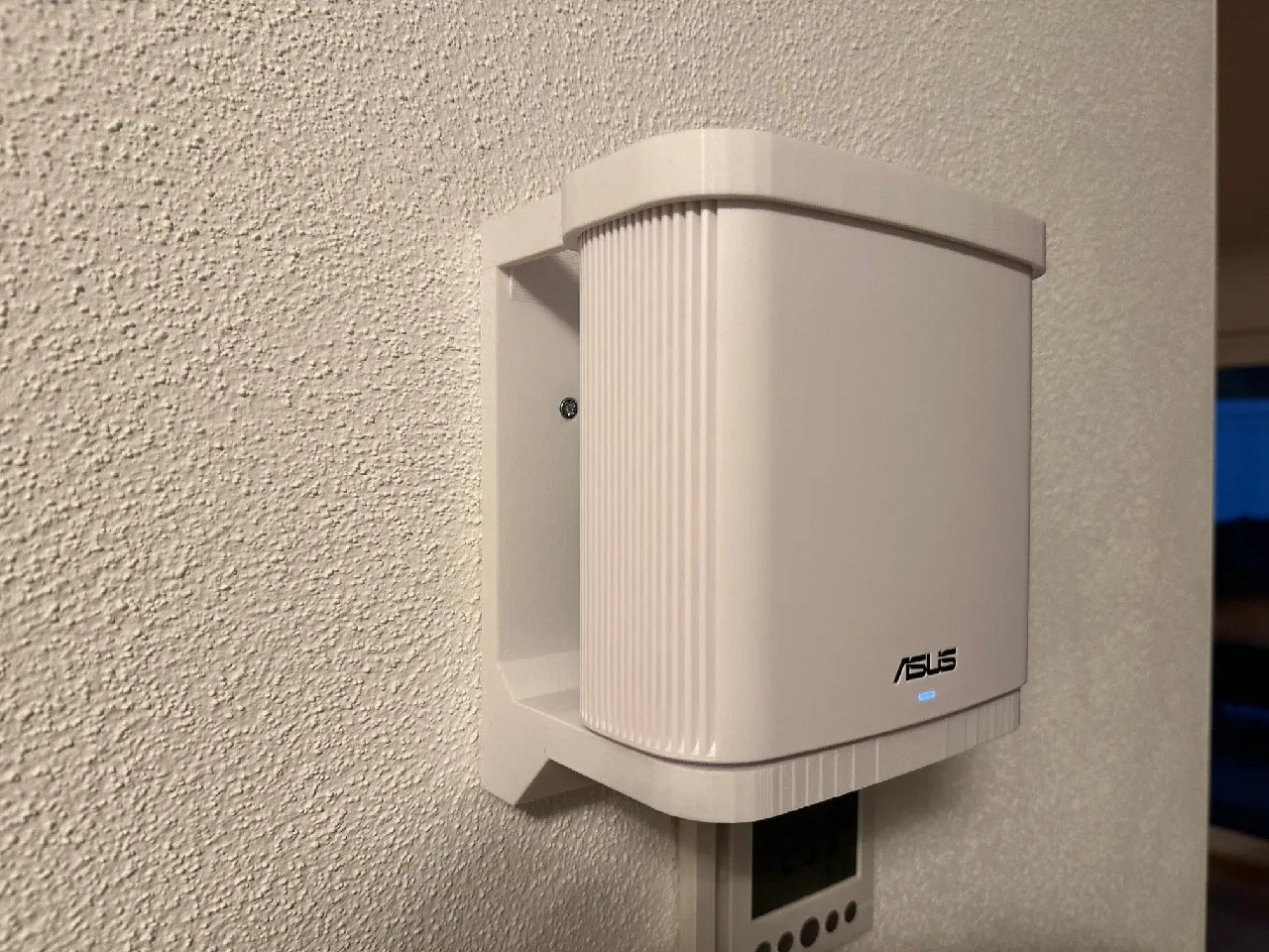 Asus AiMesh Router (ZenWiFi AX) Wall Mount / Stand – Space-Saving Bracket Mount