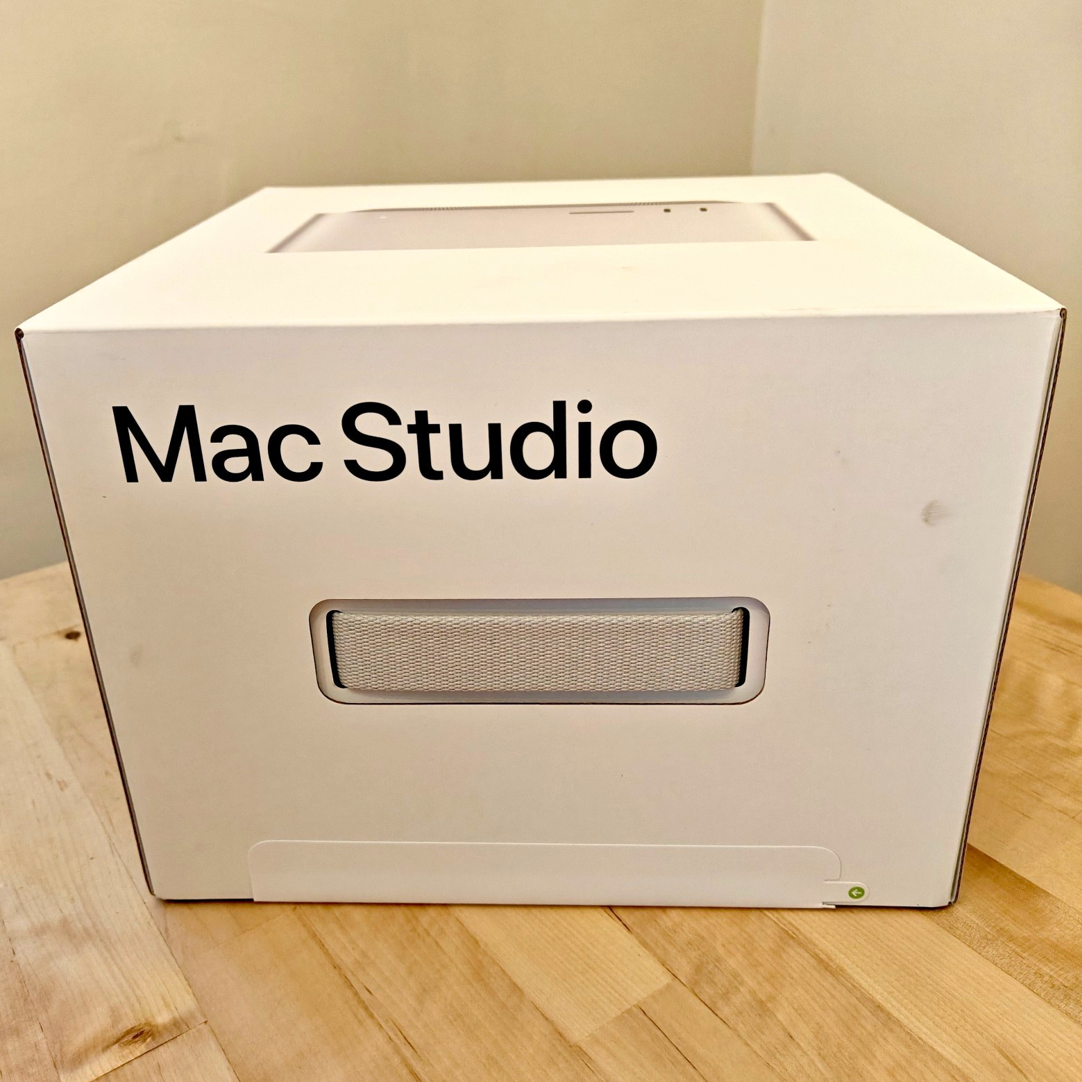 Apple Mac Studio M4 Max 16-Core CPU 40-Core GPU 128GB 1TB SSD New Sealed