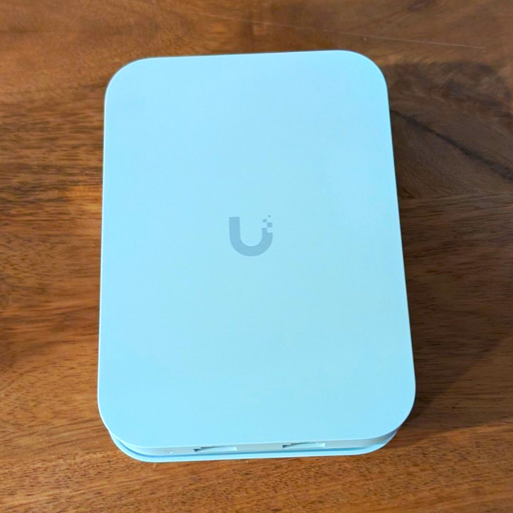 Ubiquiti Networks UniFi U7-IW In-Wall Wireless Access Point PoE White RJ-45