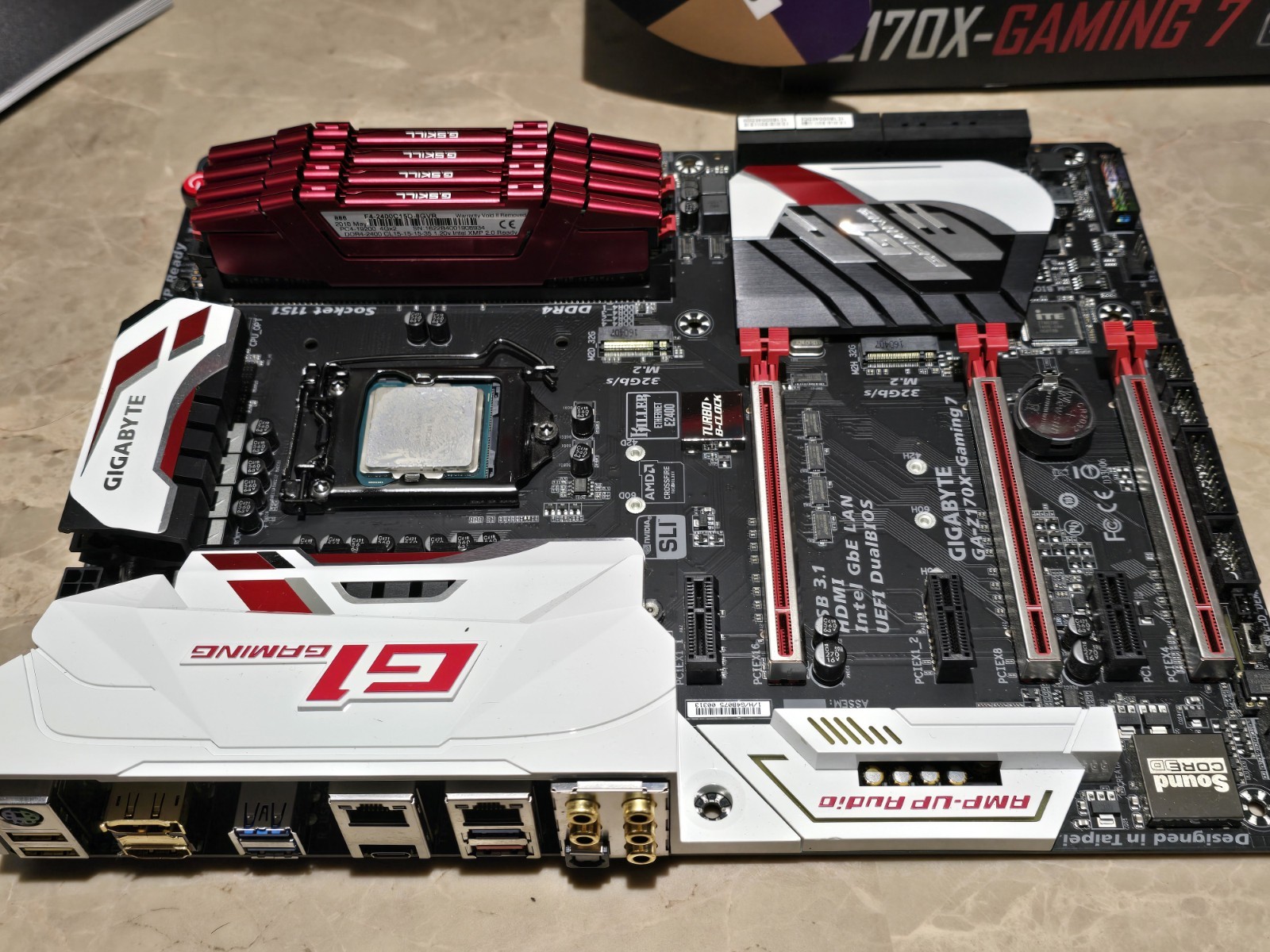 Gigabyte GA-Z170X-GAMING 7, LGA 1151, Intel Motherboard w/ 4 4gx2 ram sticks