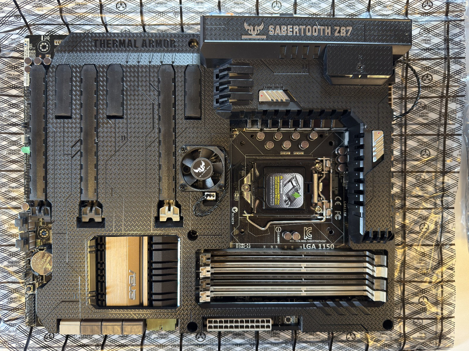 Asus SABERTOOTH Z87, LGA 1150, Intel (90MB0DR0-M0AAY0) Motherboard