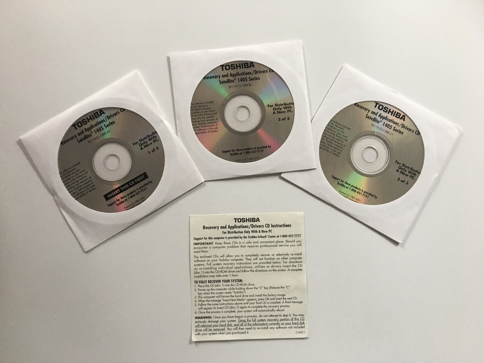 TOSHIBA SATELLITE 1405 SERIES RECOVERY AND APPLICATIONS / DRIVERS - SET OF 3 CDs